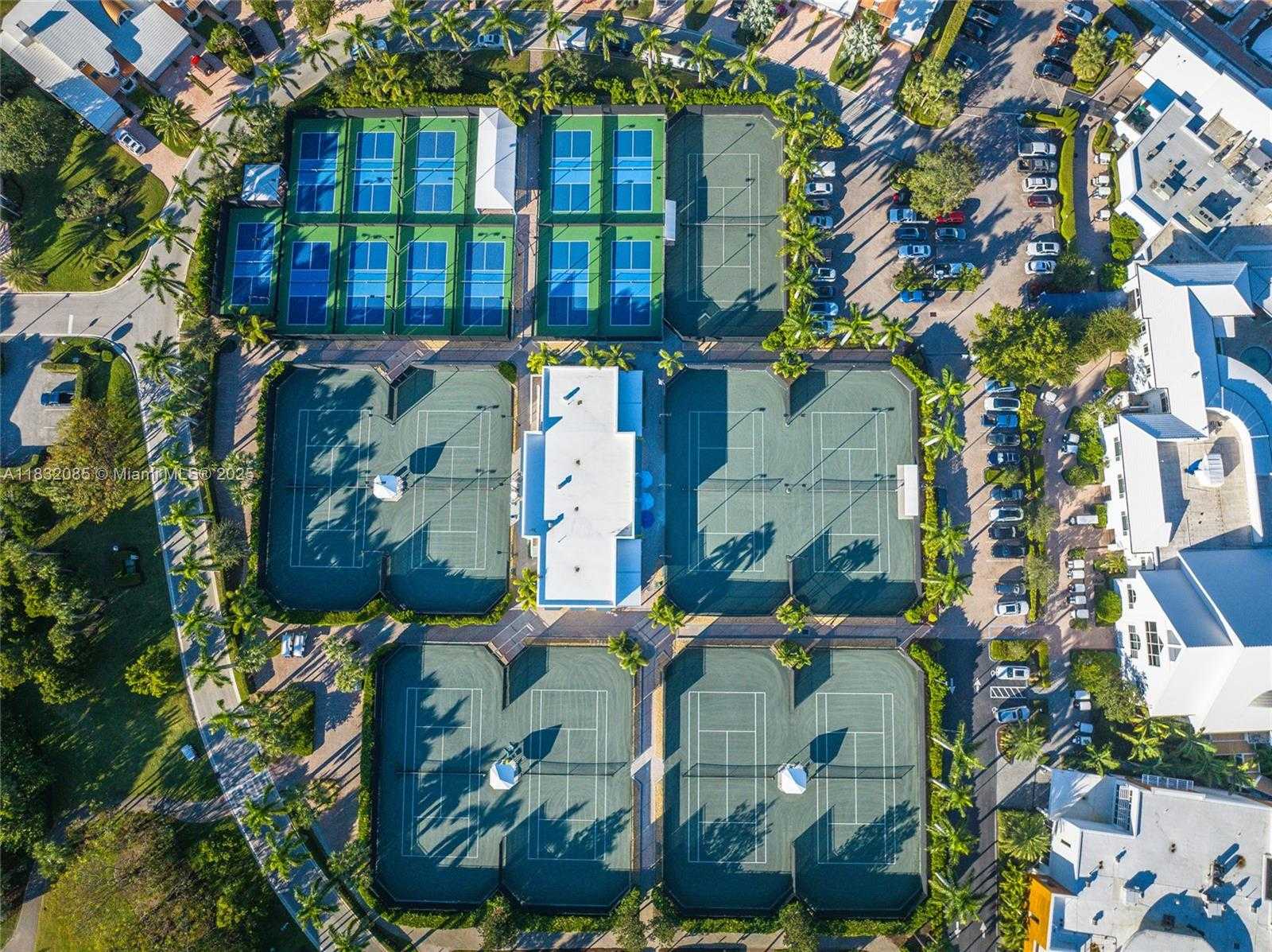 Small Image of 113 REGATTA DR, Jupiter Number 23