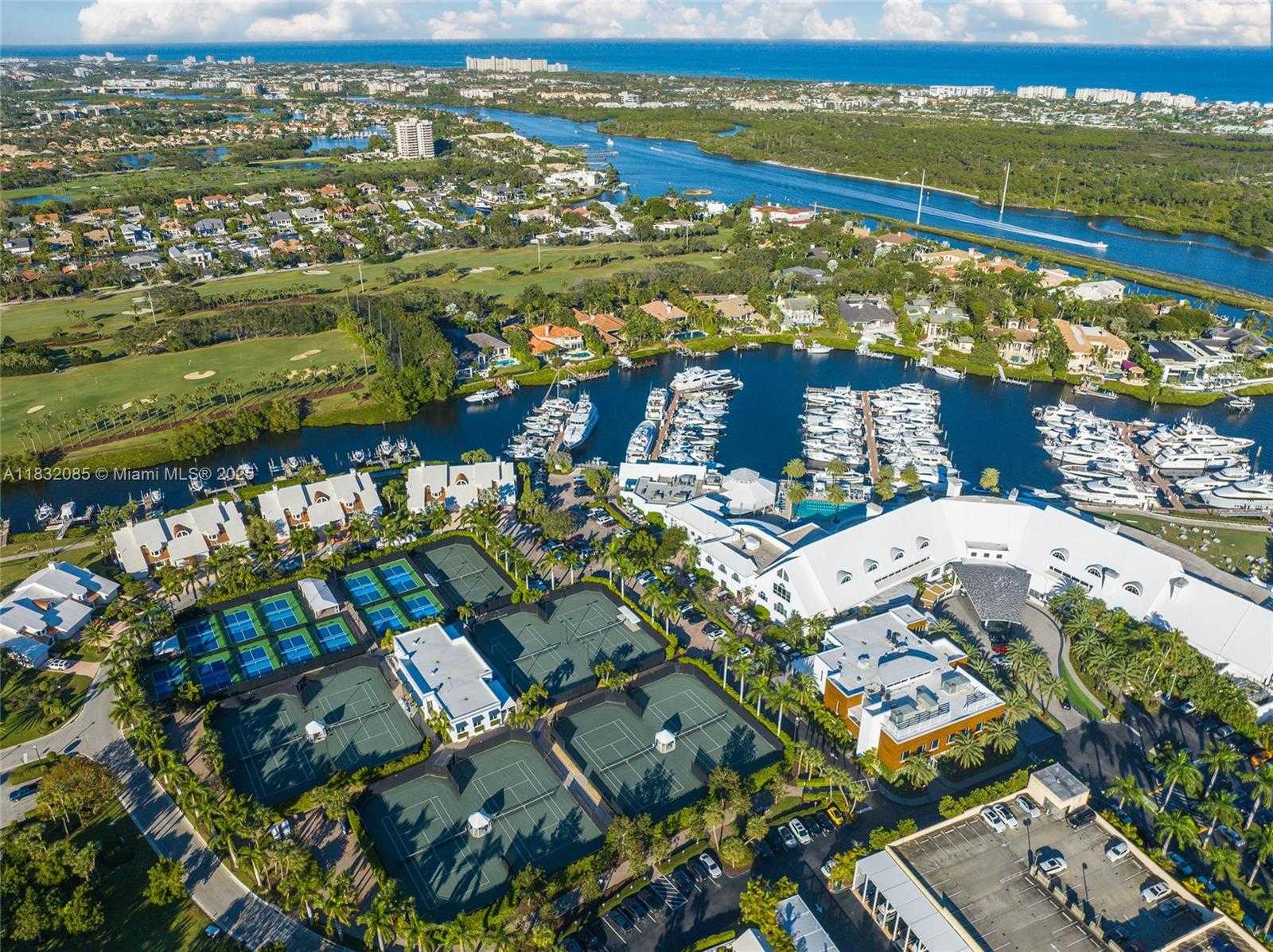 Small Image of 113 REGATTA DR, Jupiter Number 24