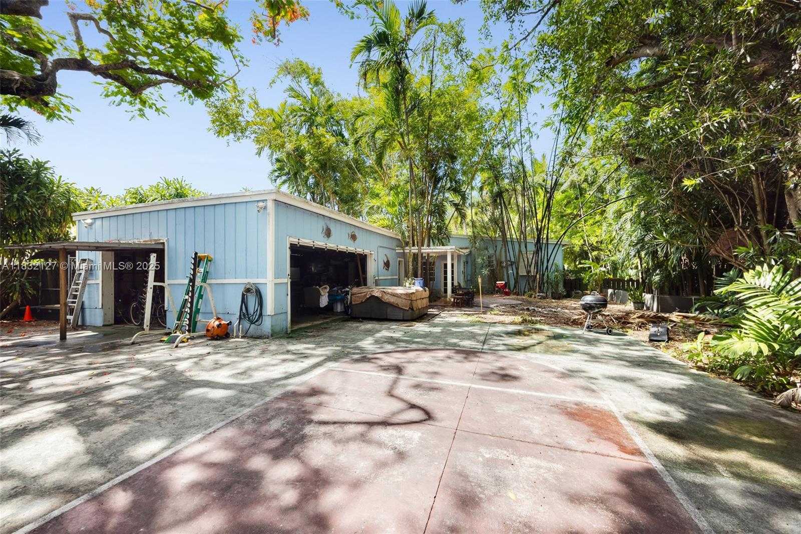 Small Image of 6400 SOUTH WEST 81ST ST, Miami Number 14