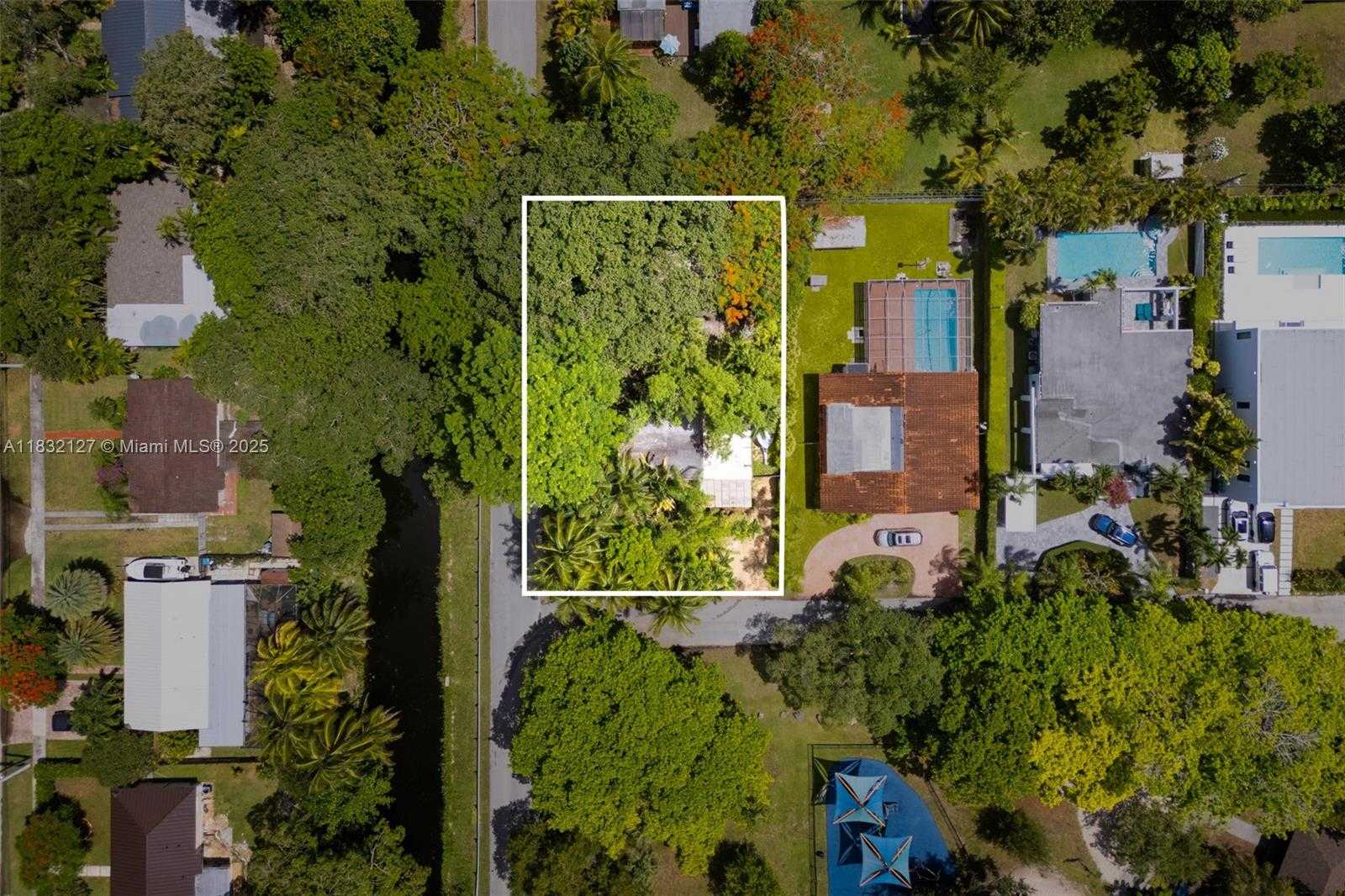 Small Image of 6400 SOUTH WEST 81ST ST, Miami Number 16