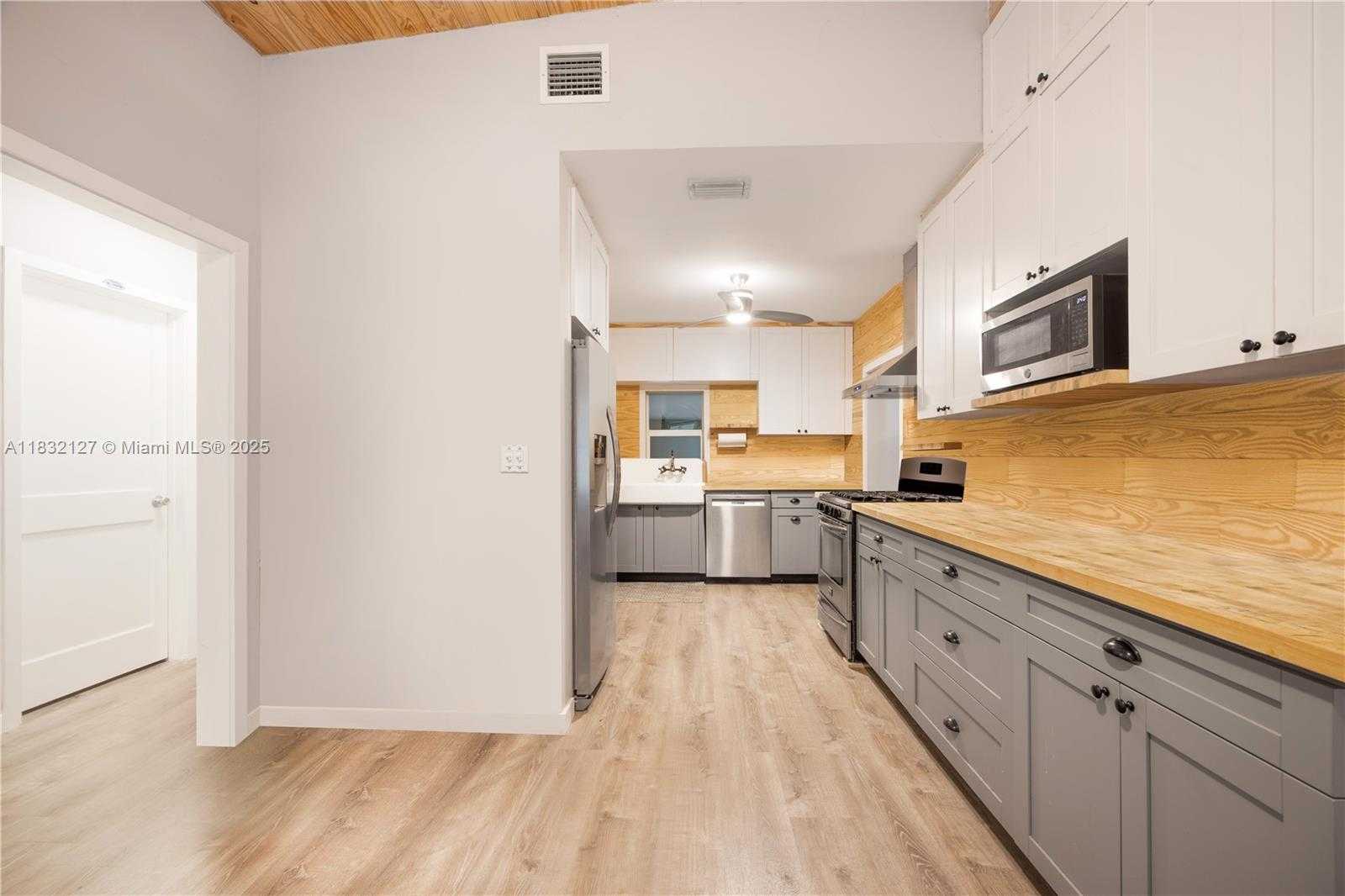 Small Image of 6400 SOUTH WEST 81ST ST, Miami Number 6