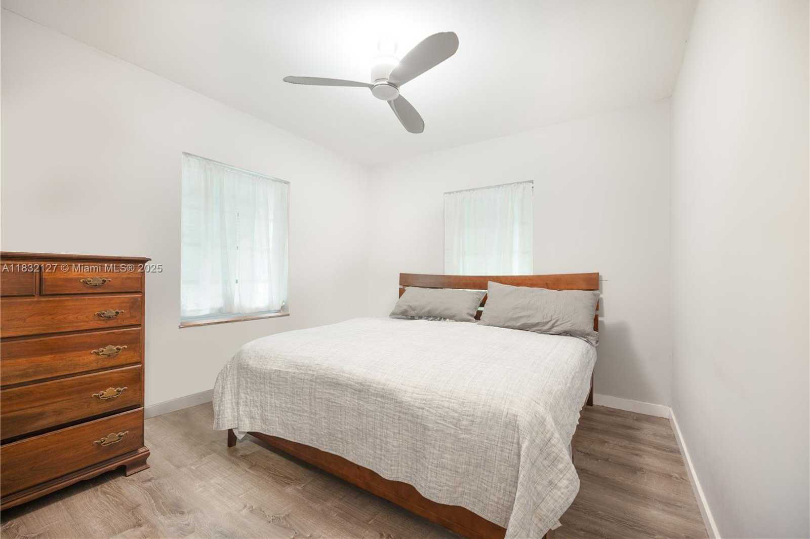 Small Image of 6400 SOUTH WEST 81ST ST, Miami Number 9