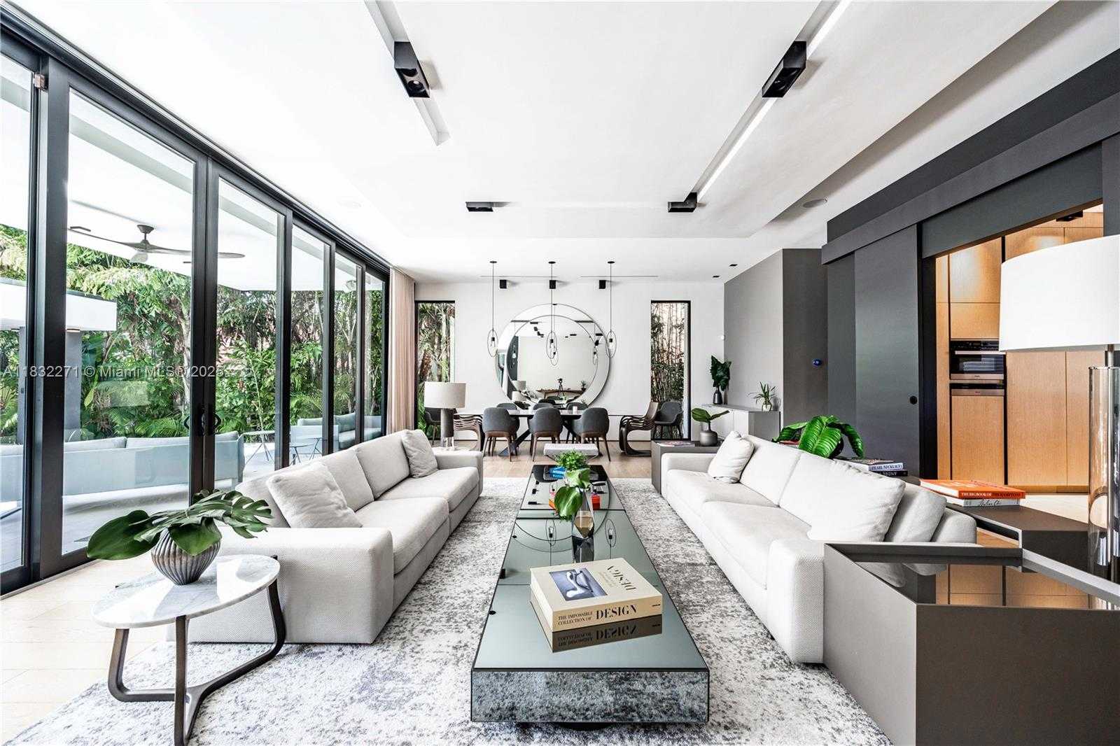 Small Image of 2456 PRAIRIE AVE, Miami Beach Number 11