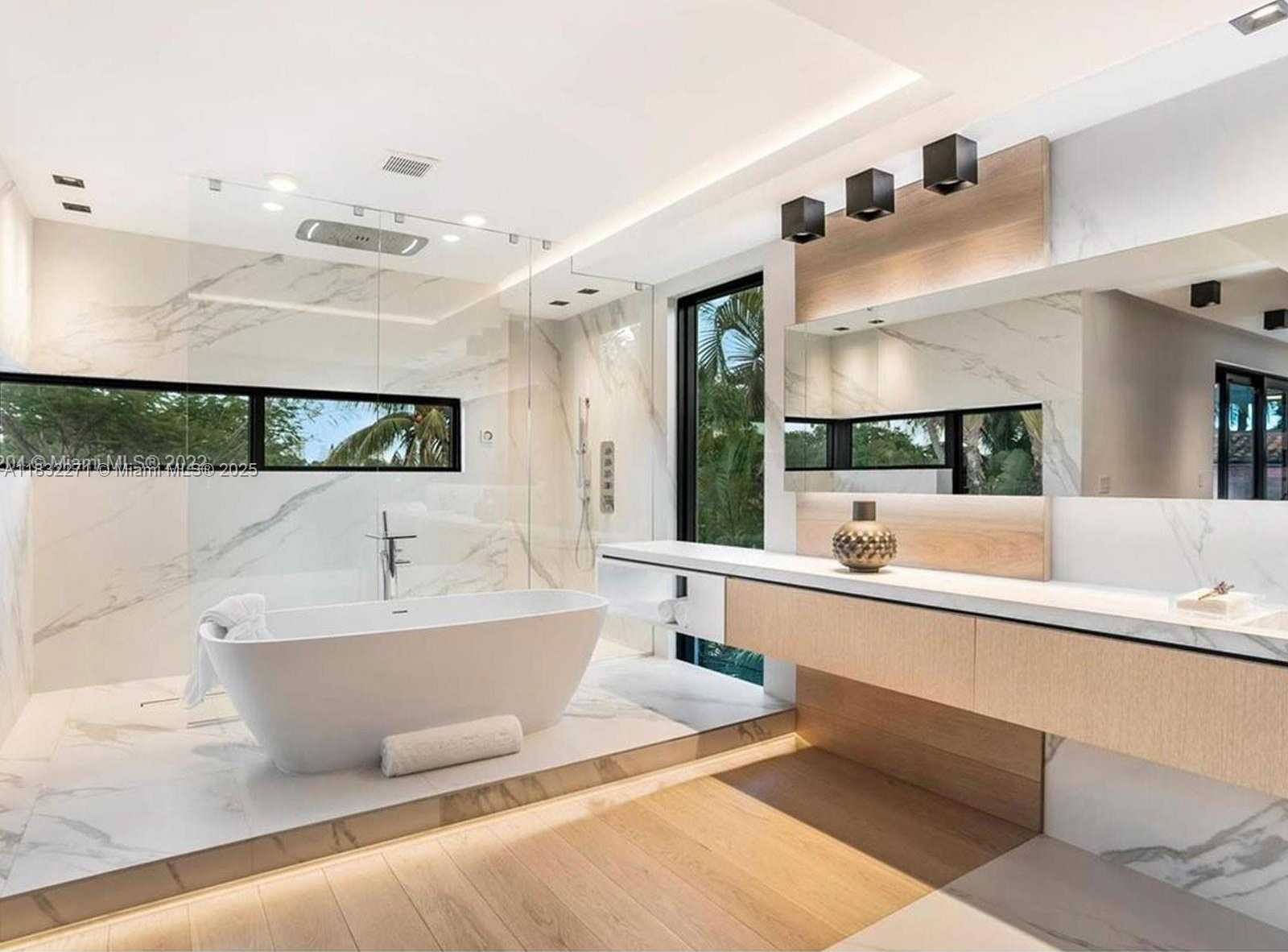 Small Image of 2456 PRAIRIE AVE, Miami Beach Number 6