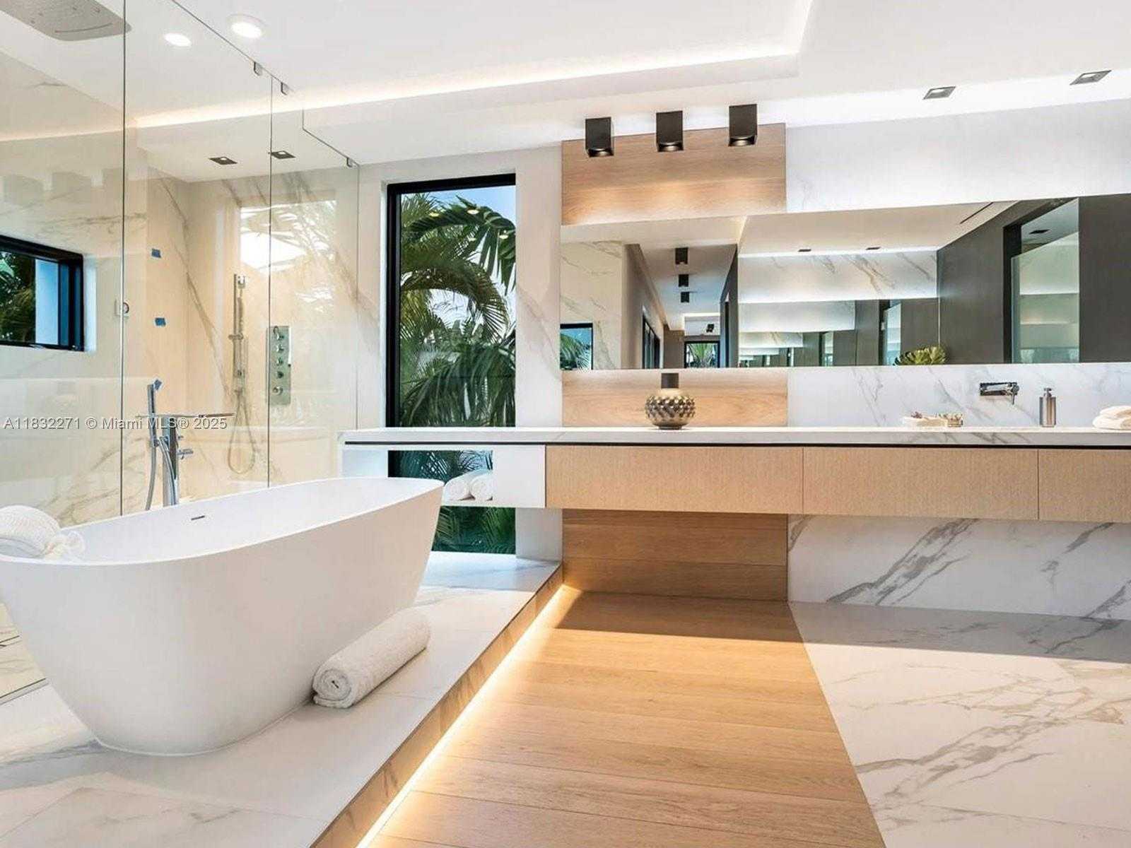 Small Image of 2456 PRAIRIE AVE, Miami Beach Number 7