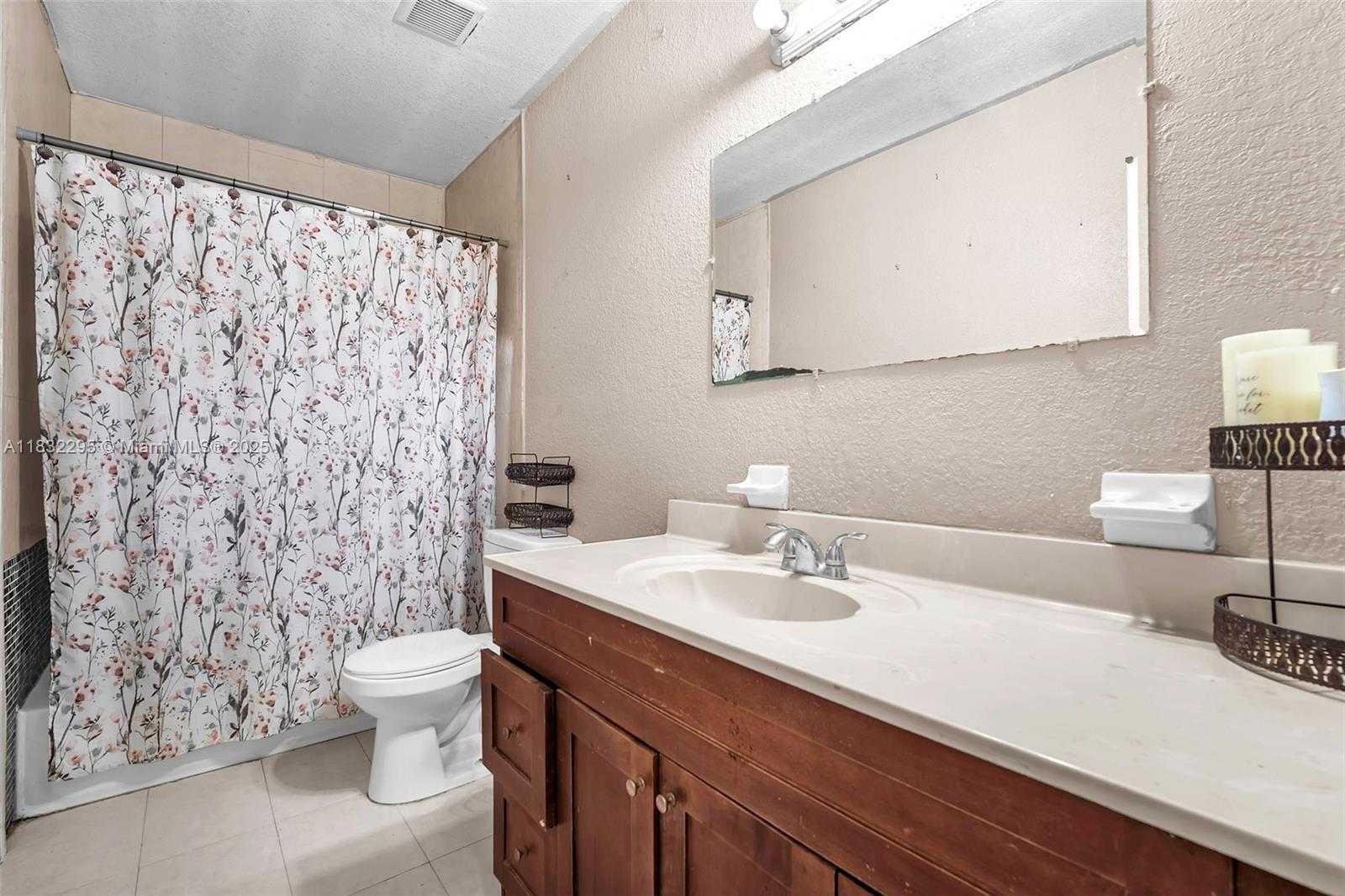 Small Image of 3010 NORTH WEST 171ST TER, Miami Gardens Number 17