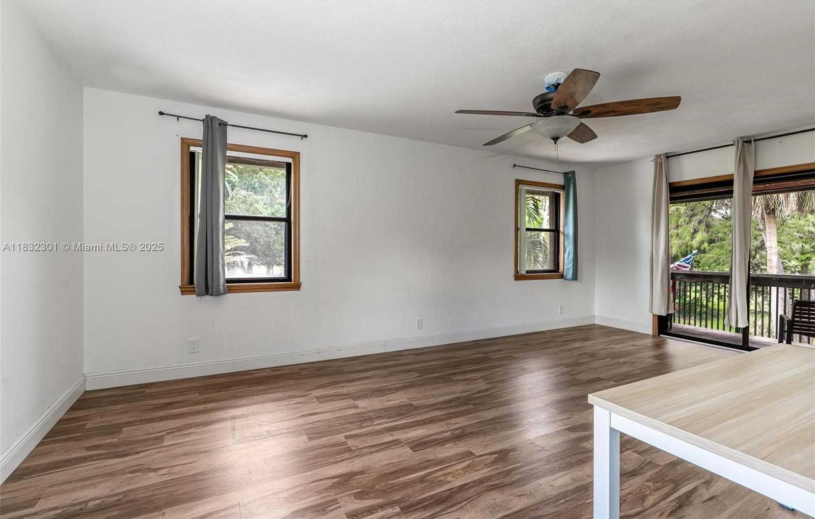 Small Image of 576 MARSHALL RD, West Palm Beach Number 22