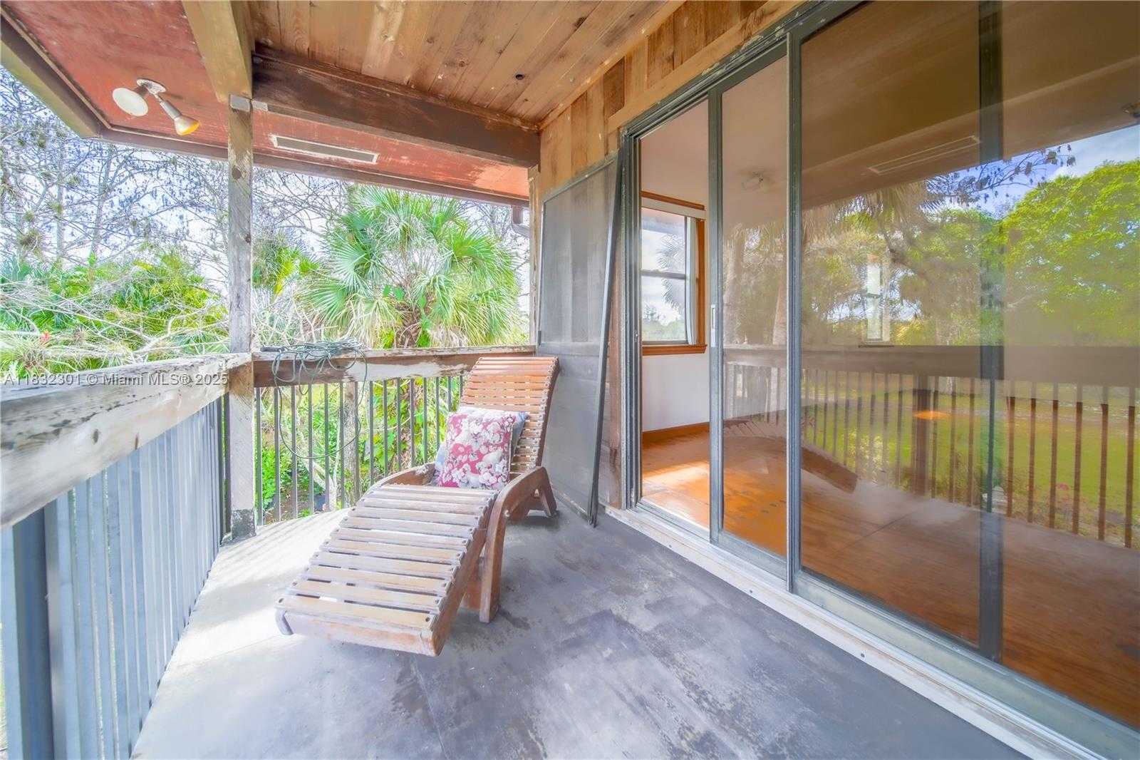 Small Image of 576 MARSHALL RD, West Palm Beach Number 50