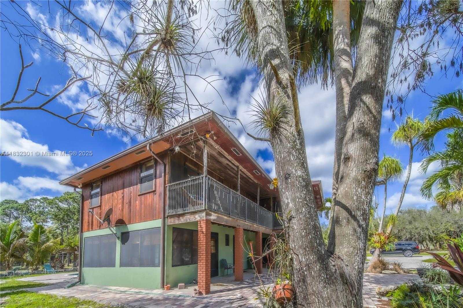 Small Image of 576 MARSHALL RD, West Palm Beach Number 69