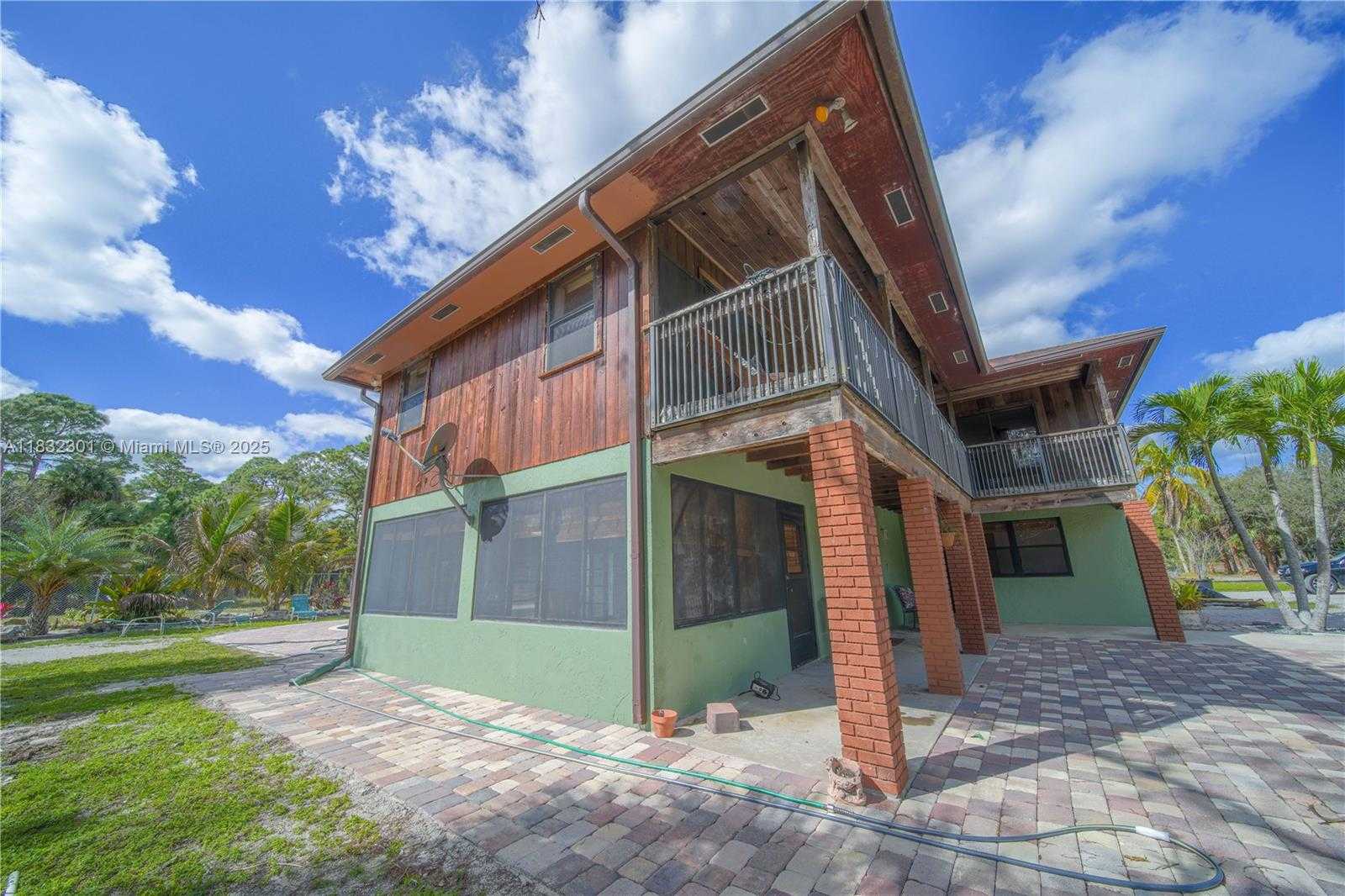 Small Image of 576 MARSHALL RD, West Palm Beach Number 71