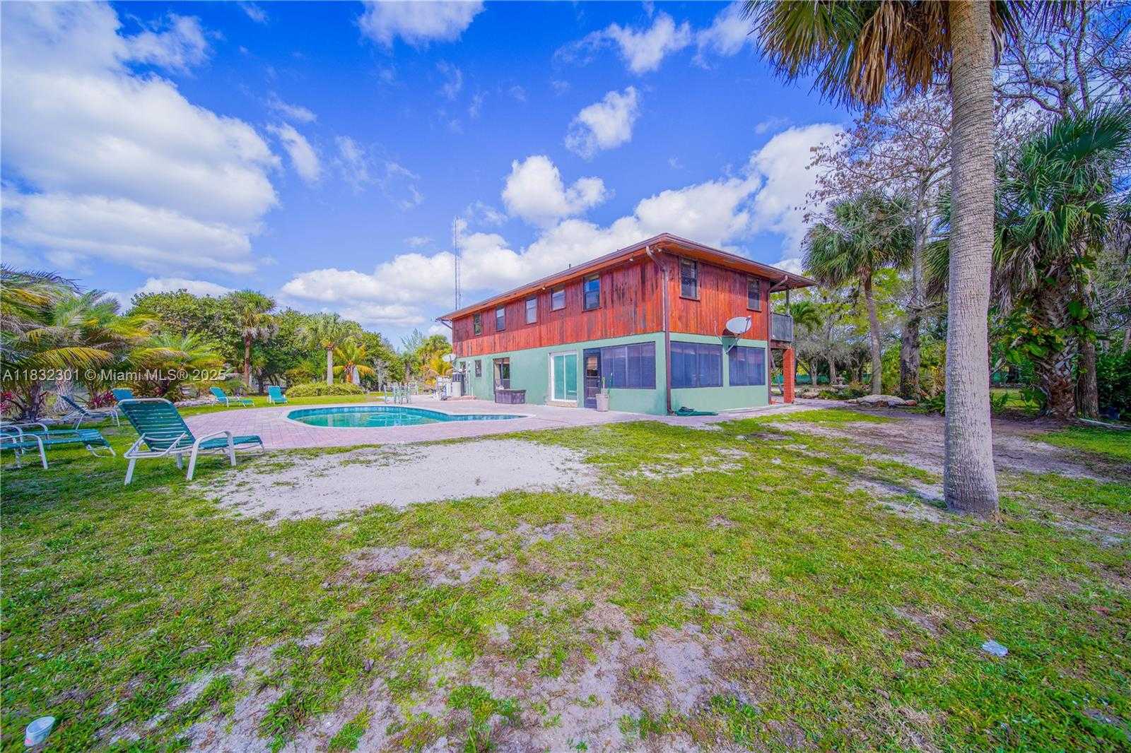 Small Image of 576 MARSHALL RD, West Palm Beach Number 72