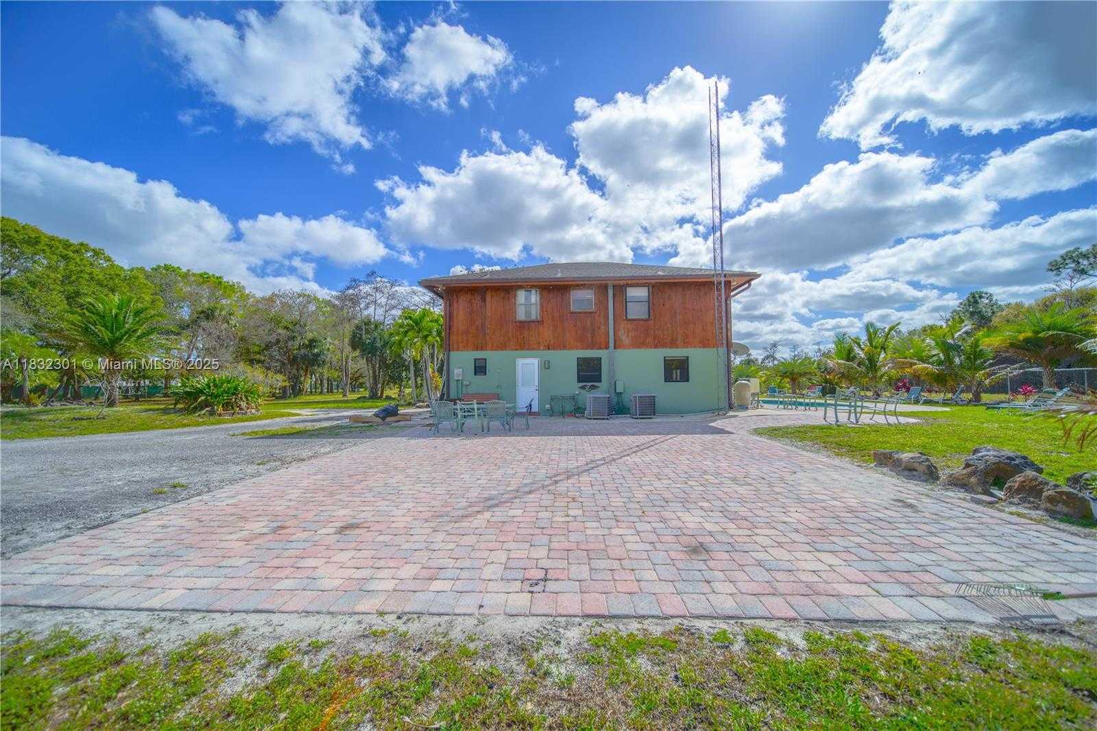 Small Image of 576 MARSHALL RD, West Palm Beach Number 73