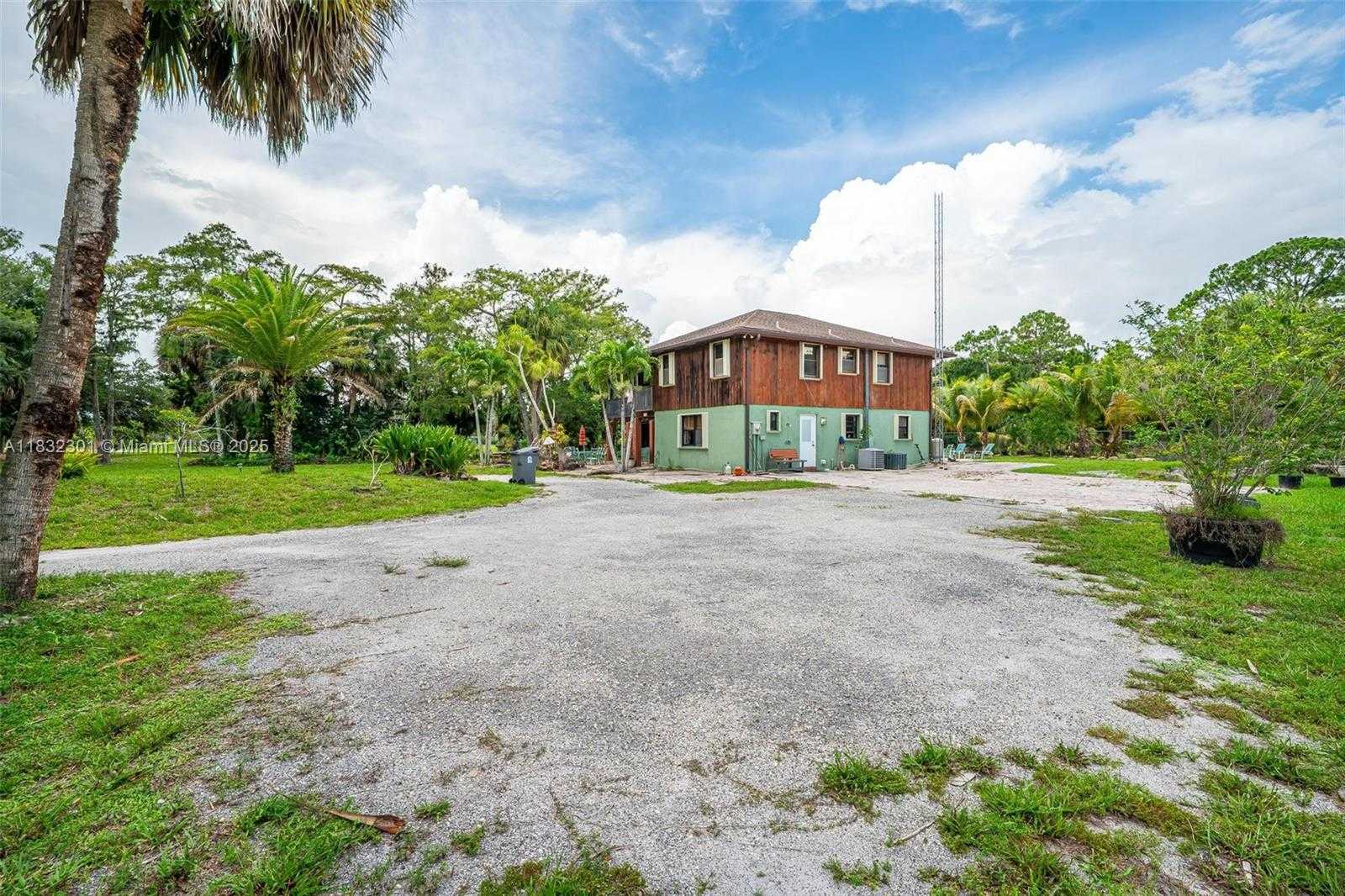 Small Image of 576 MARSHALL RD, West Palm Beach Number 9