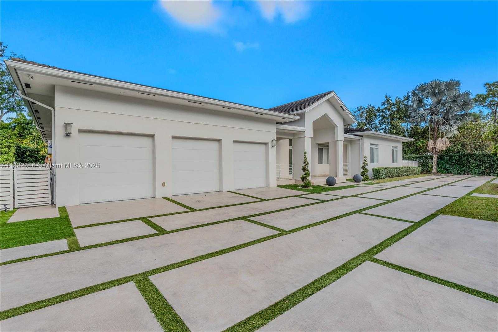 Small Image of 12401 SOUTH WEST 82ND AVE, Pinecrest Number 11