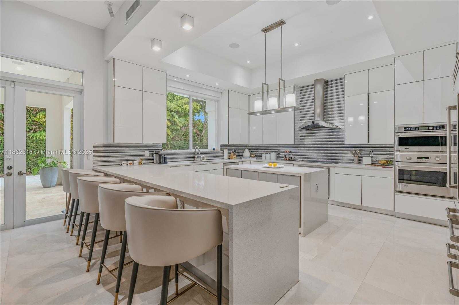 Small Image of 12401 SOUTH WEST 82ND AVE, Pinecrest Number 17