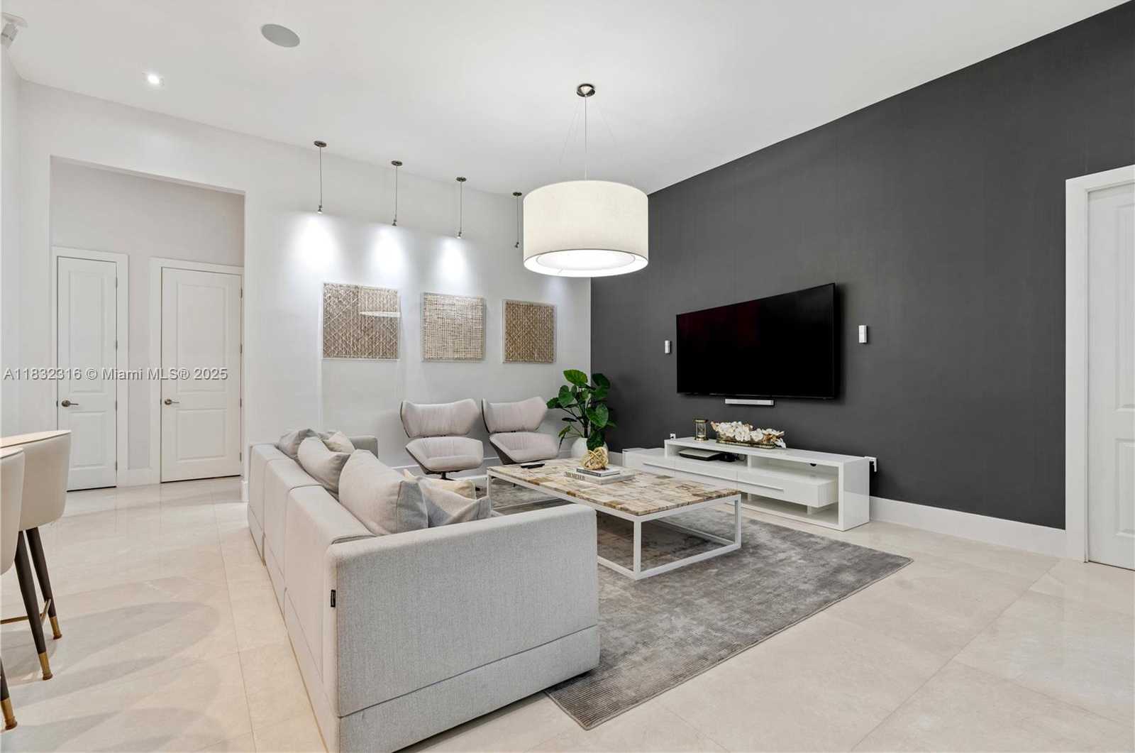 Small Image of 12401 SOUTH WEST 82ND AVE, Pinecrest Number 22