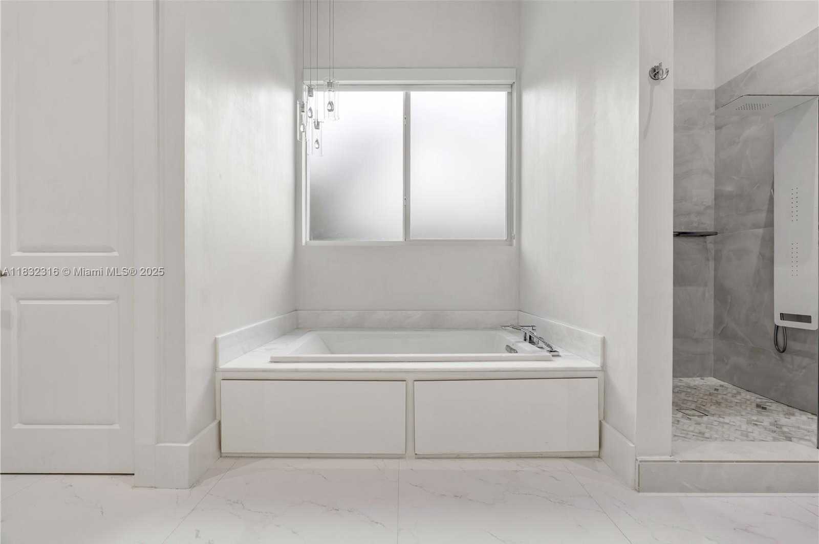 Small Image of 12401 SOUTH WEST 82ND AVE, Pinecrest Number 32