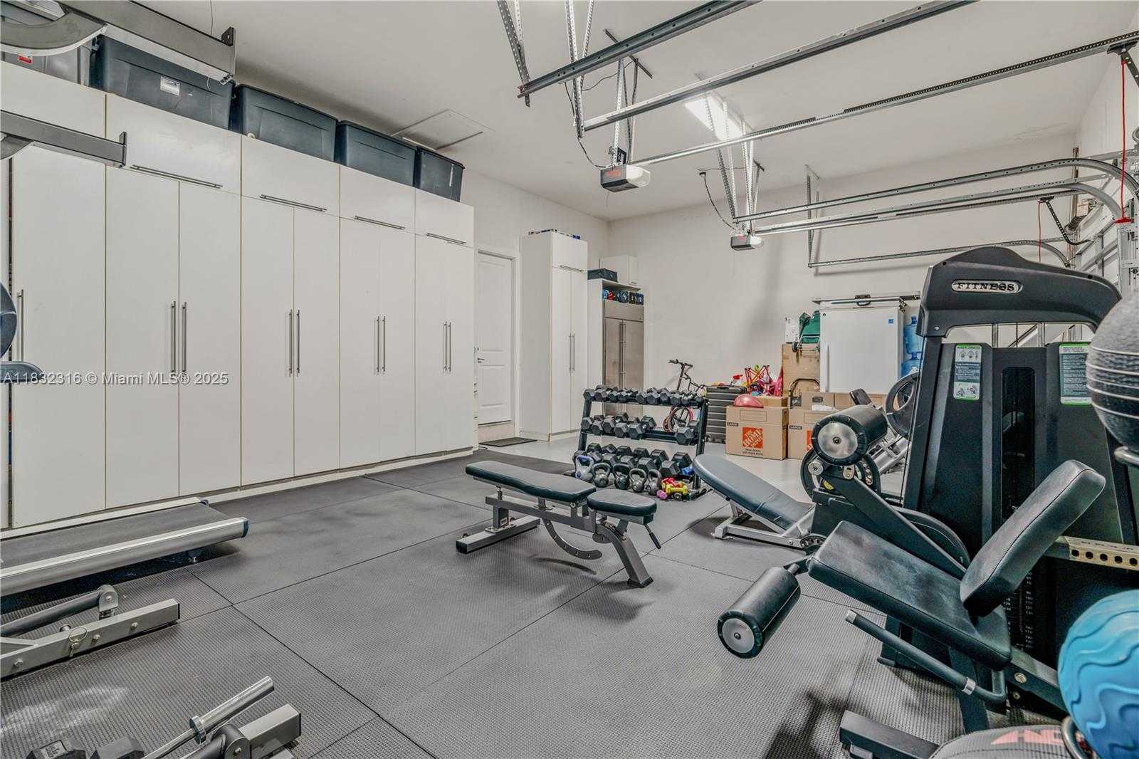Small Image of 12401 SOUTH WEST 82ND AVE, Pinecrest Number 48