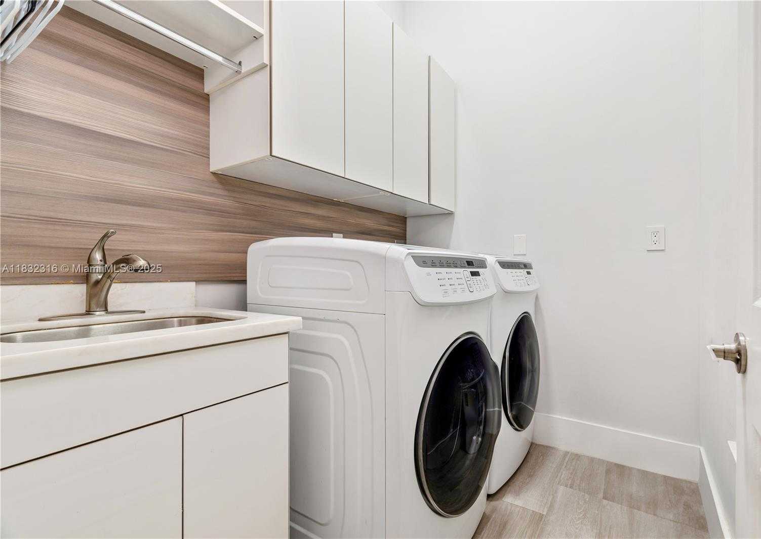 Small Image of 12401 SOUTH WEST 82ND AVE, Pinecrest Number 50