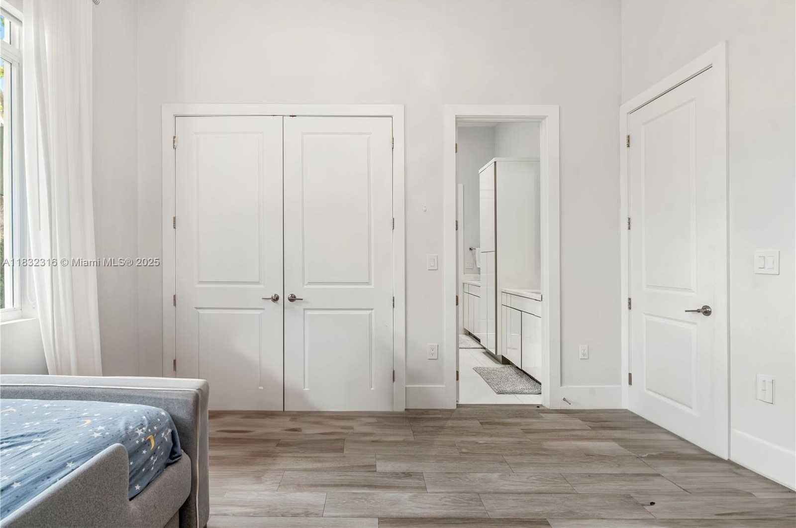 Small Image of 12401 SOUTH WEST 82ND AVE, Pinecrest Number 56