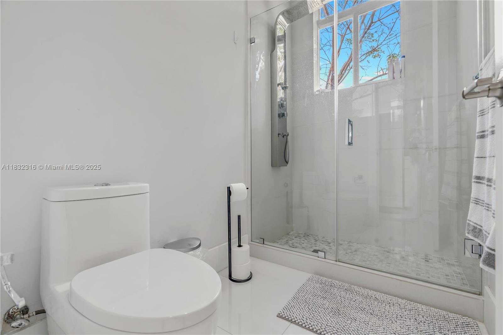 Small Image of 12401 SOUTH WEST 82ND AVE, Pinecrest Number 59