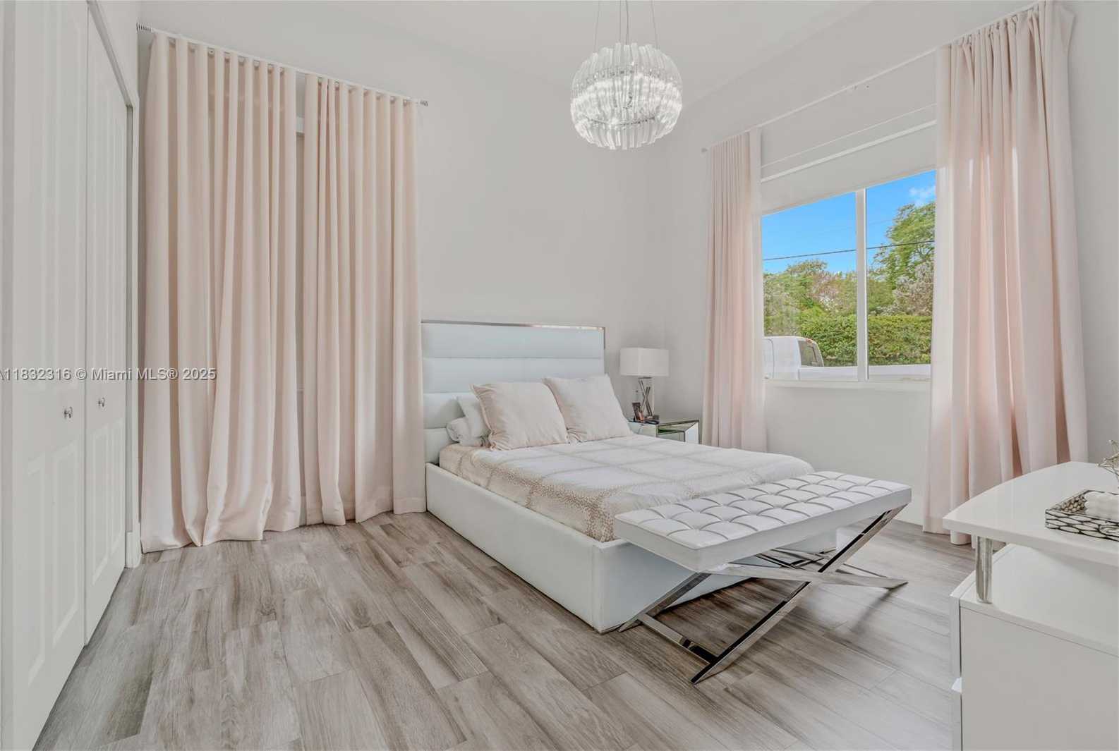 Small Image of 12401 SOUTH WEST 82ND AVE, Pinecrest Number 63