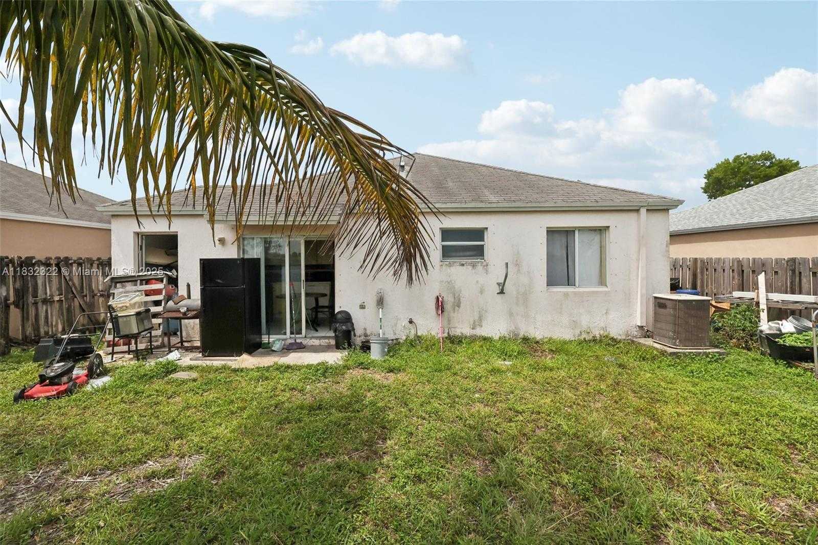Small Image of 3120 NORTH WEST 203RD TER, Miami Gardens Number 17