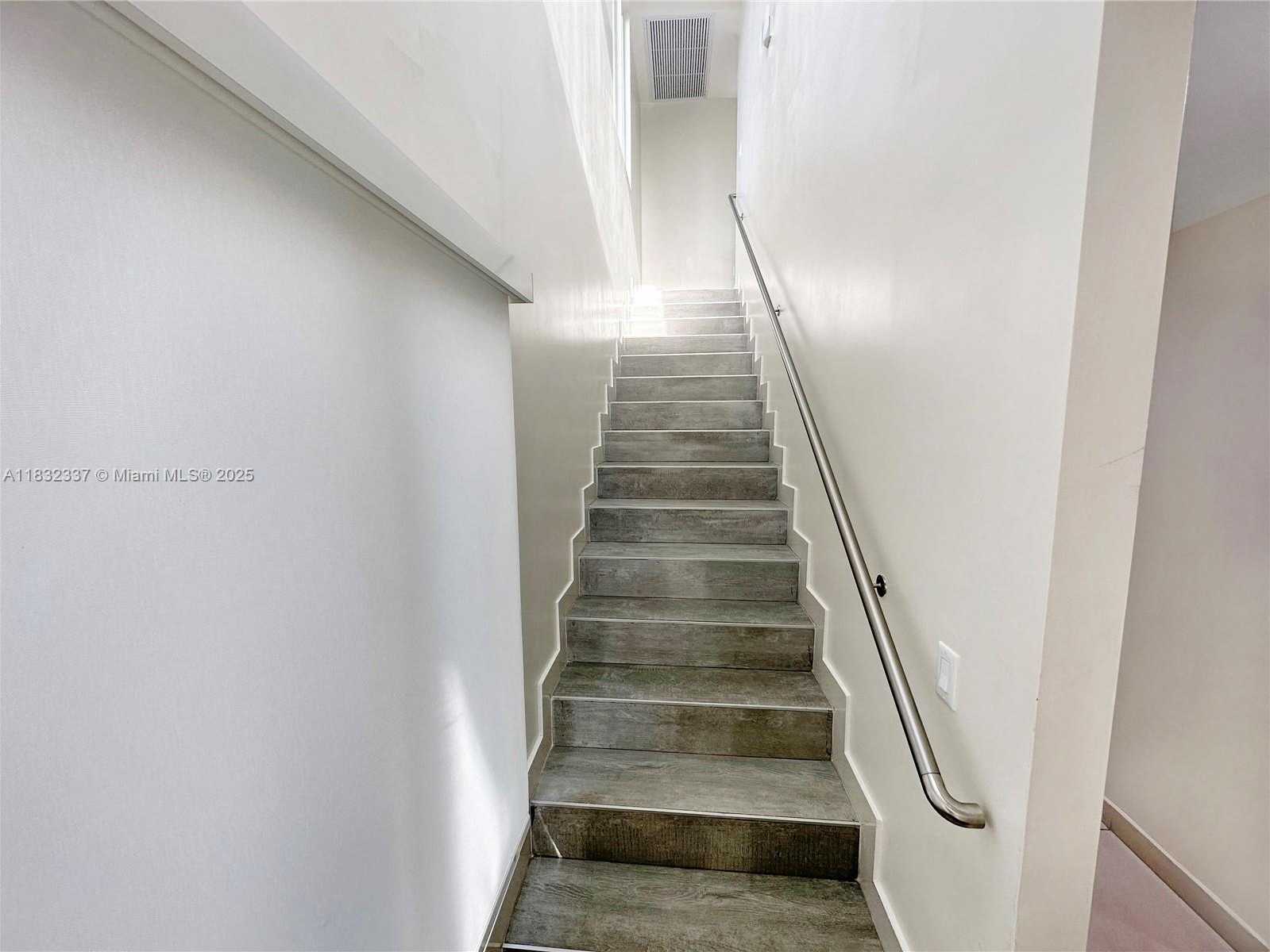 Small Image of 26167 SOUTH WEST 136TH CT, Homestead Number 19