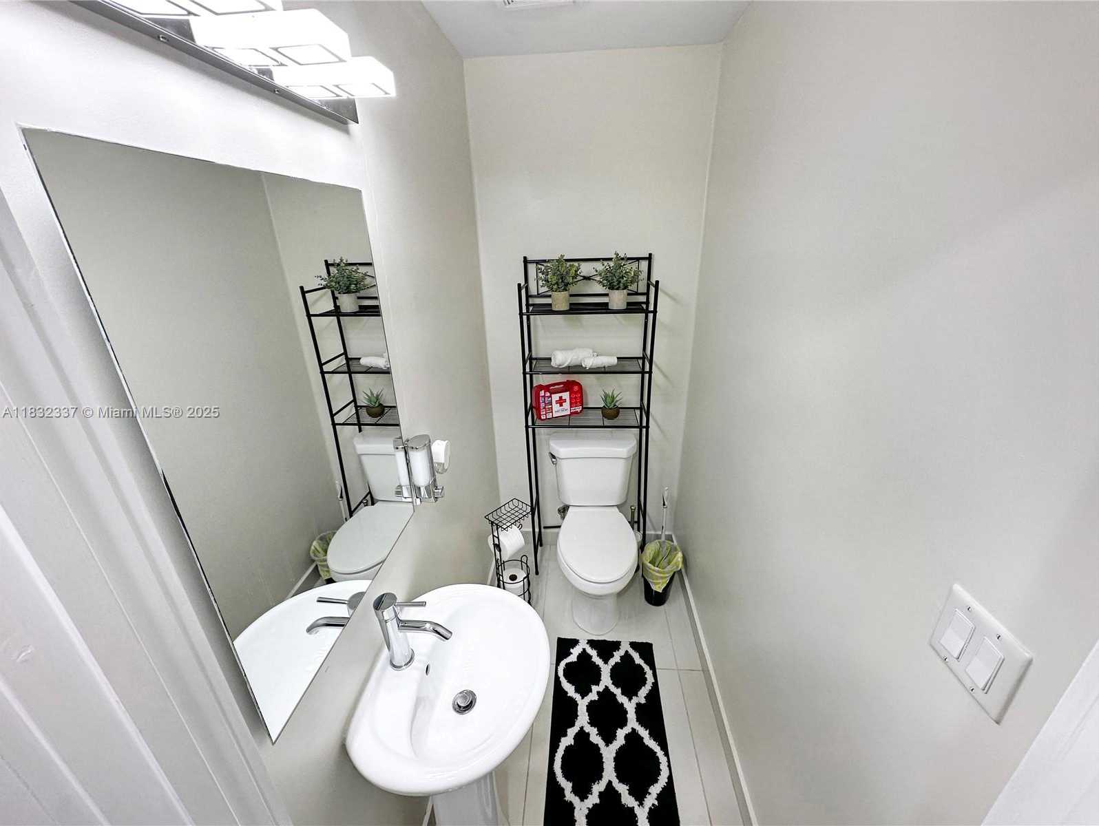 Small Image of 26167 SOUTH WEST 136TH CT, Homestead Number 22
