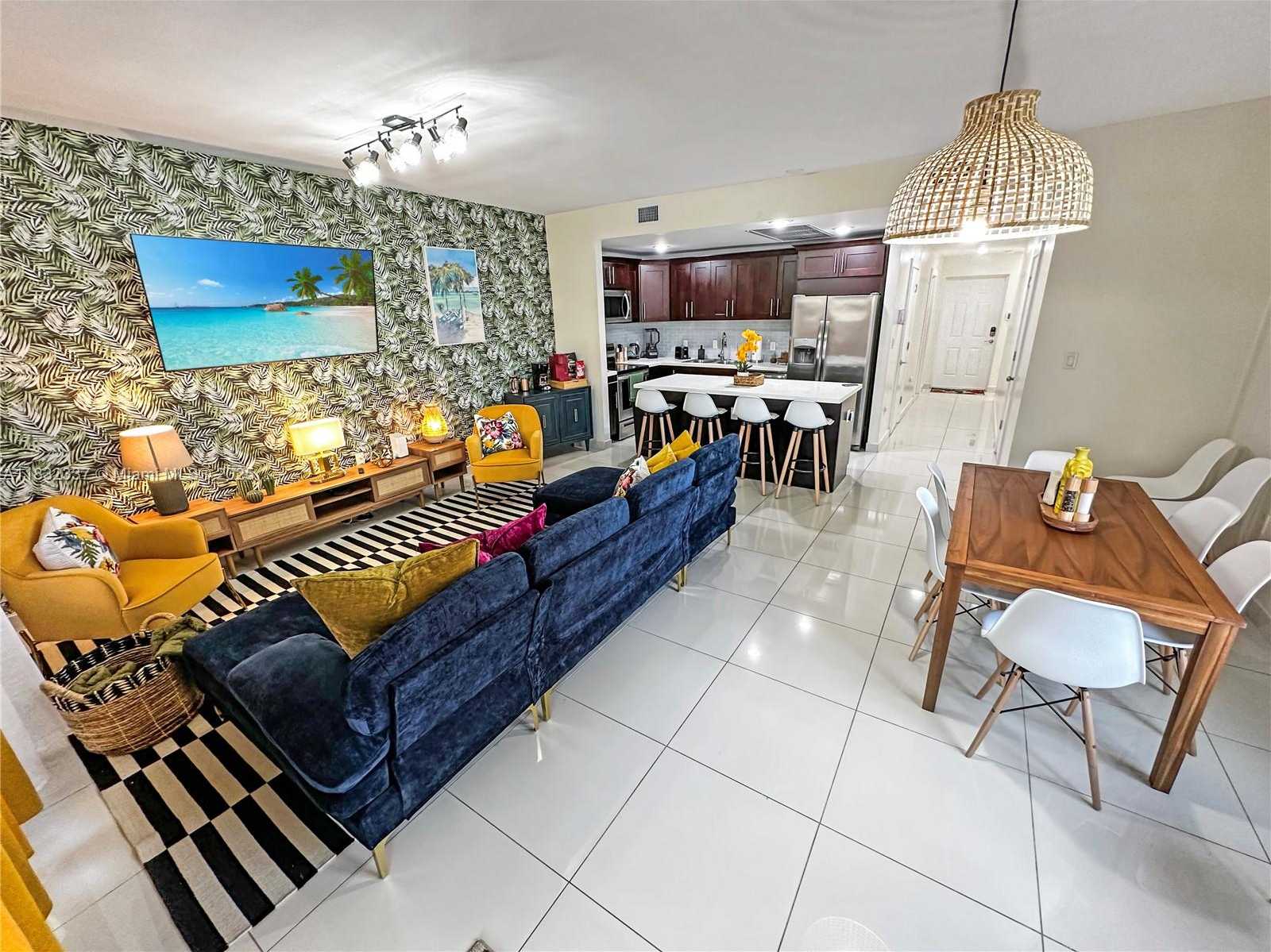 Small Image of 26167 SOUTH WEST 136TH CT, Homestead Number 3