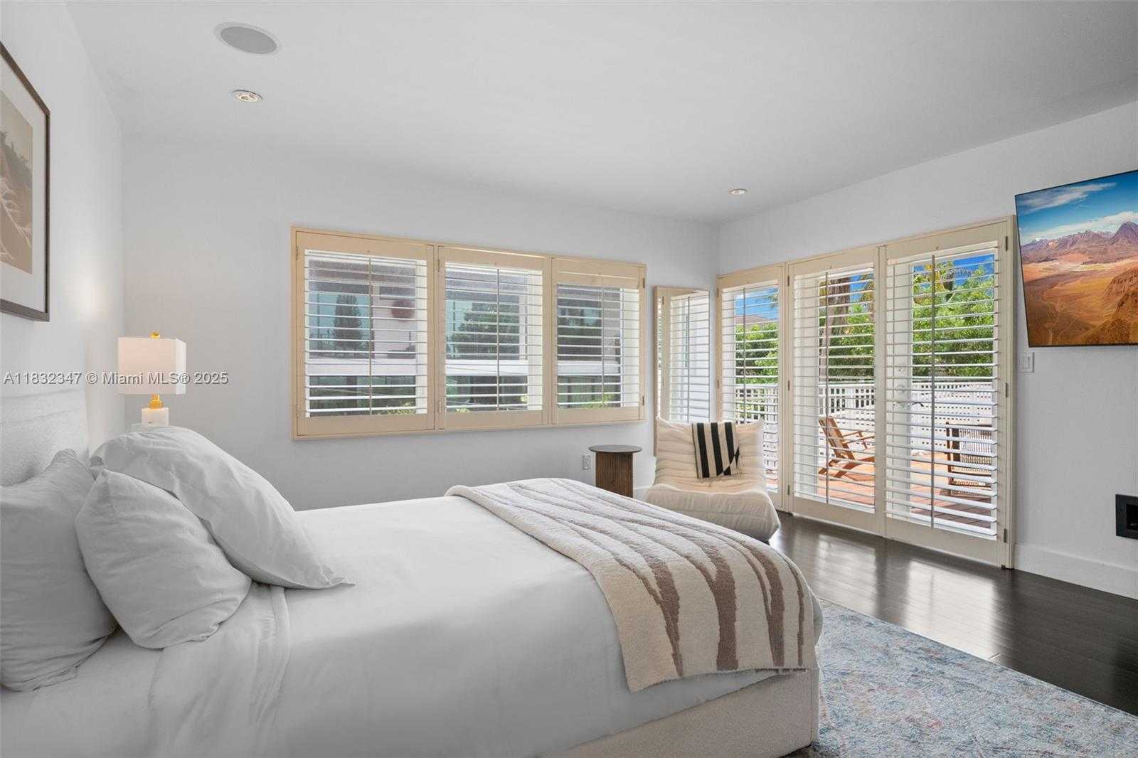 Small Image of 1231 96TH STREET, Bay Harbor Islands Number 19