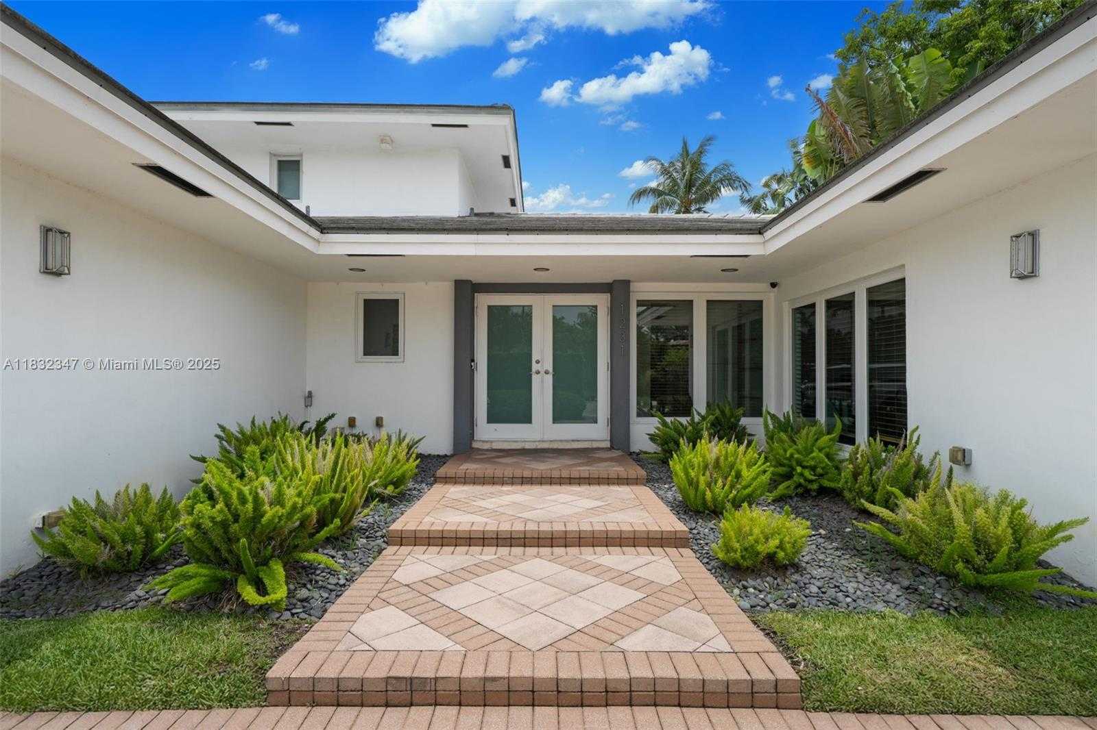 Small Image of 1231 96TH STREET, Bay Harbor Islands Number 2