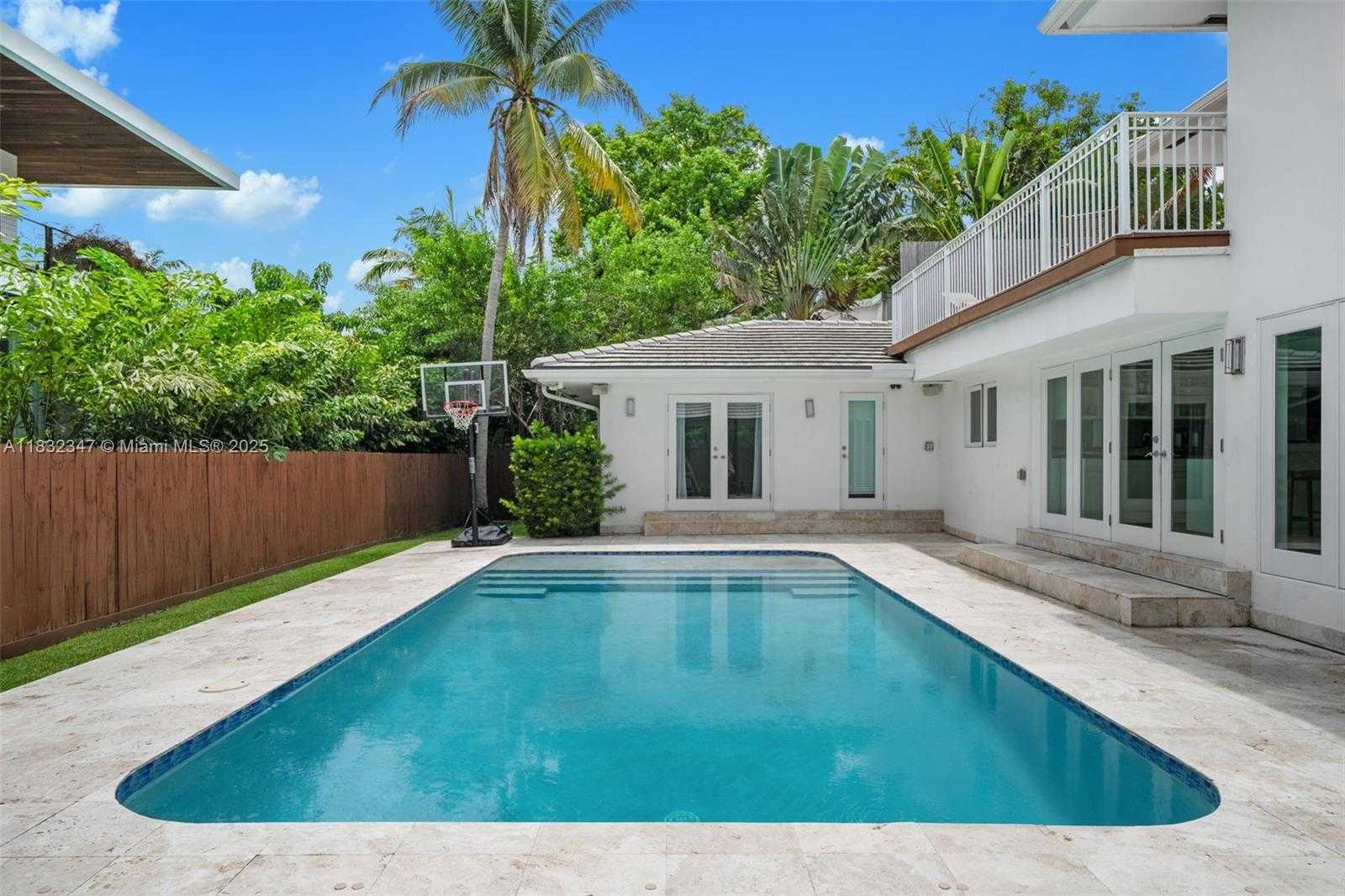 Small Image of 1231 96TH STREET, Bay Harbor Islands Number 35