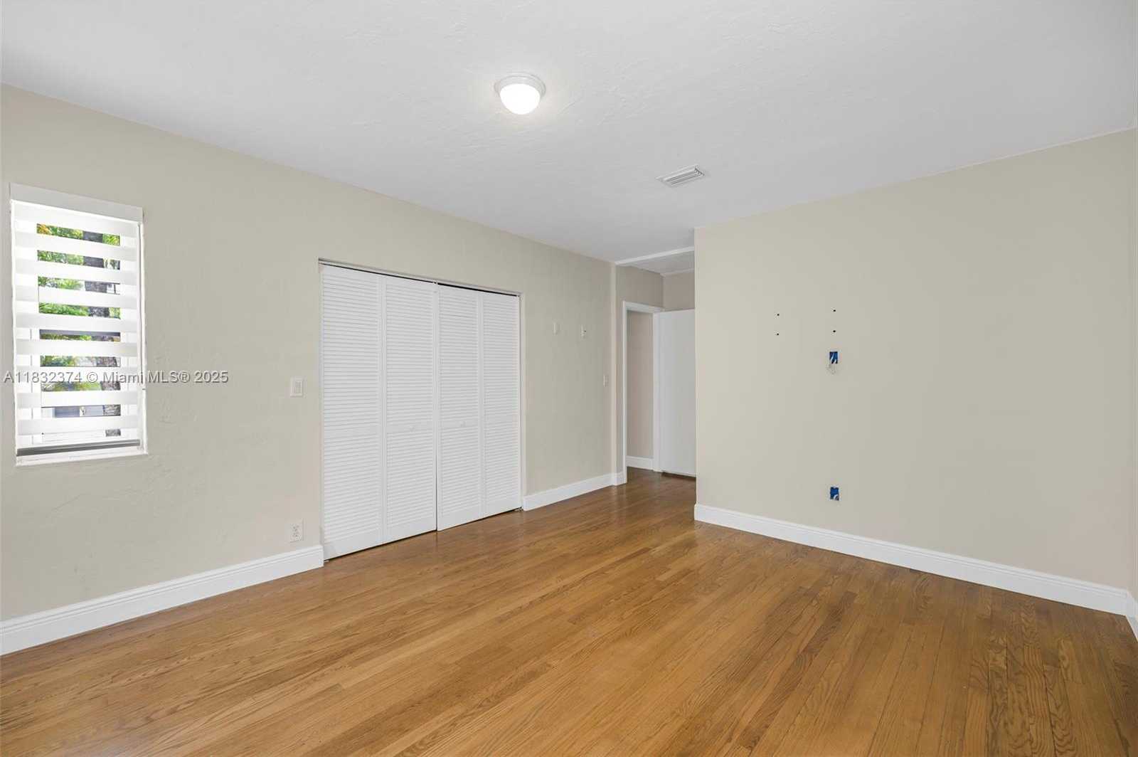 Small Image of 340 SOUTH WEST 25TH RD, Miami Number 22