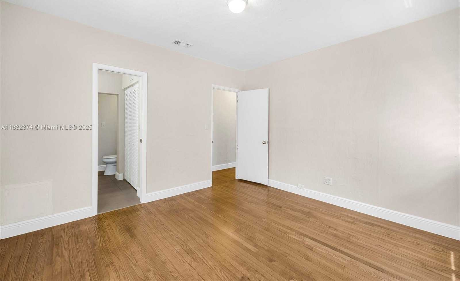 Small Image of 340 SOUTH WEST 25TH RD, Miami Number 23