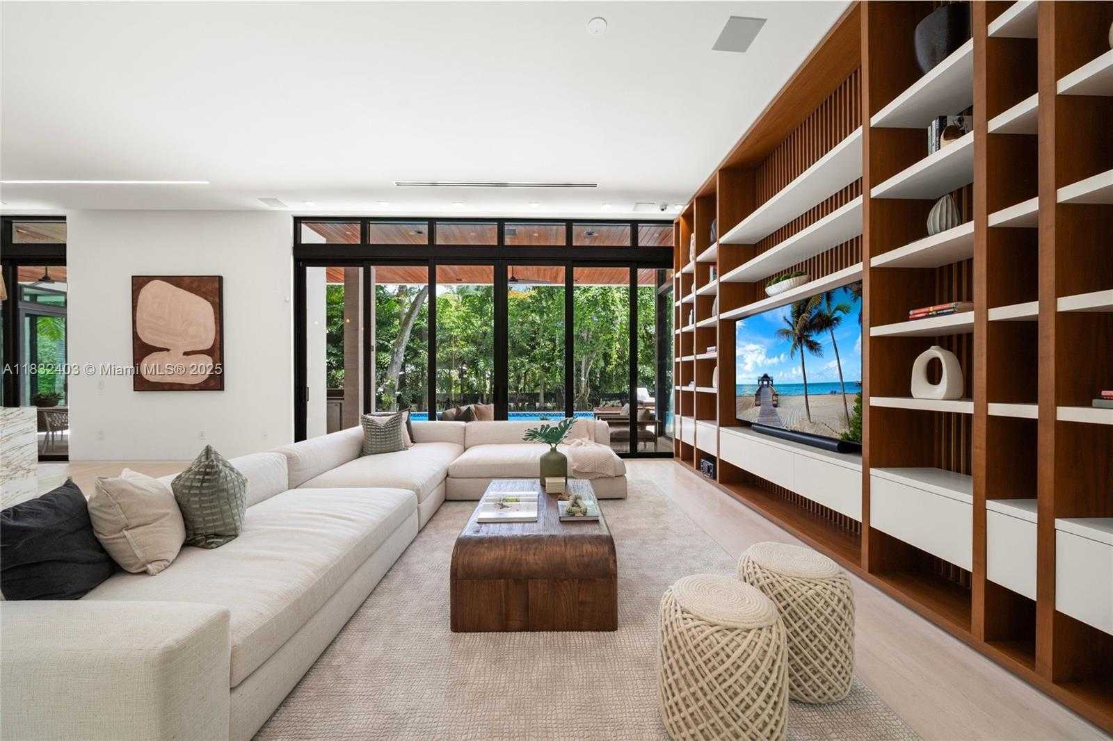 Small Image of 7610 SOUTH WEST 48TH CT, Miami Number 13