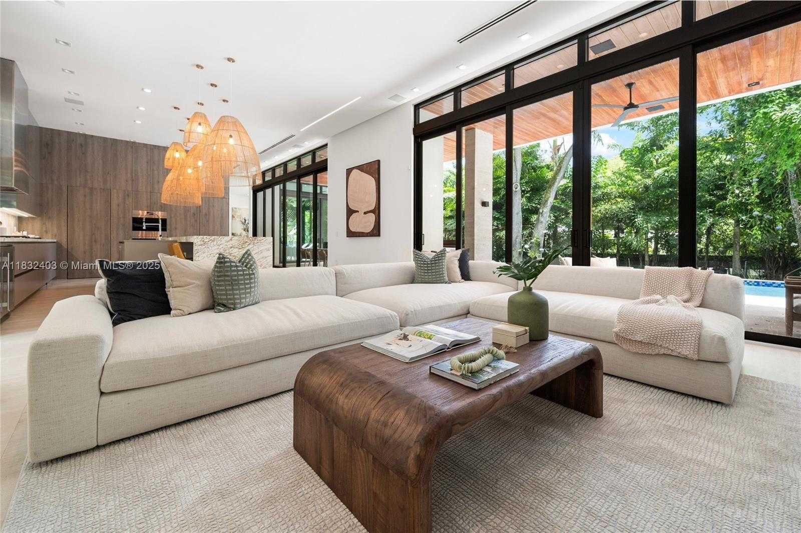 Small Image of 7610 SOUTH WEST 48TH CT, Miami Number 15