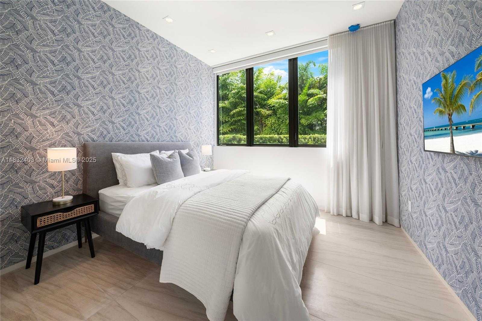 Small Image of 7610 SOUTH WEST 48TH CT, Miami Number 17