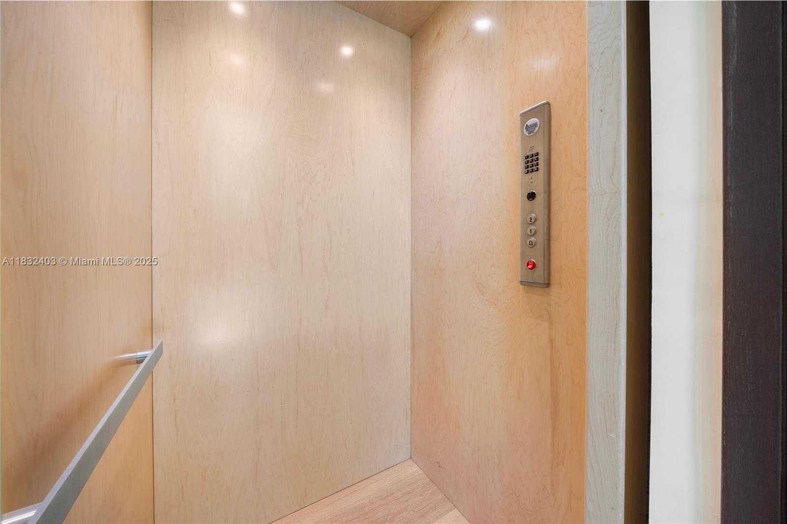 Small Image of 7610 SOUTH WEST 48TH CT, Miami Number 18