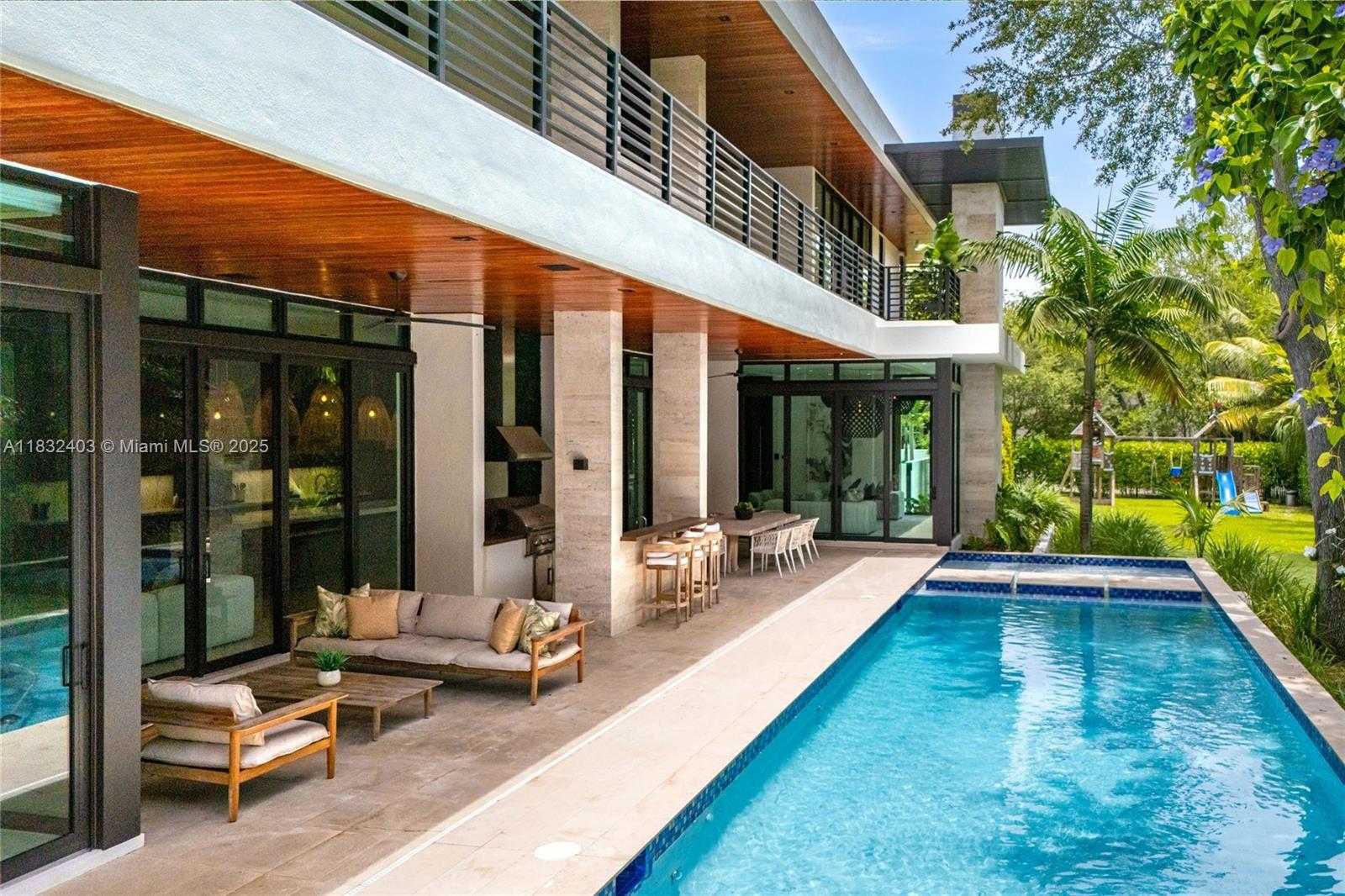 Small Image of 7610 SOUTH WEST 48TH CT, Miami Number 29