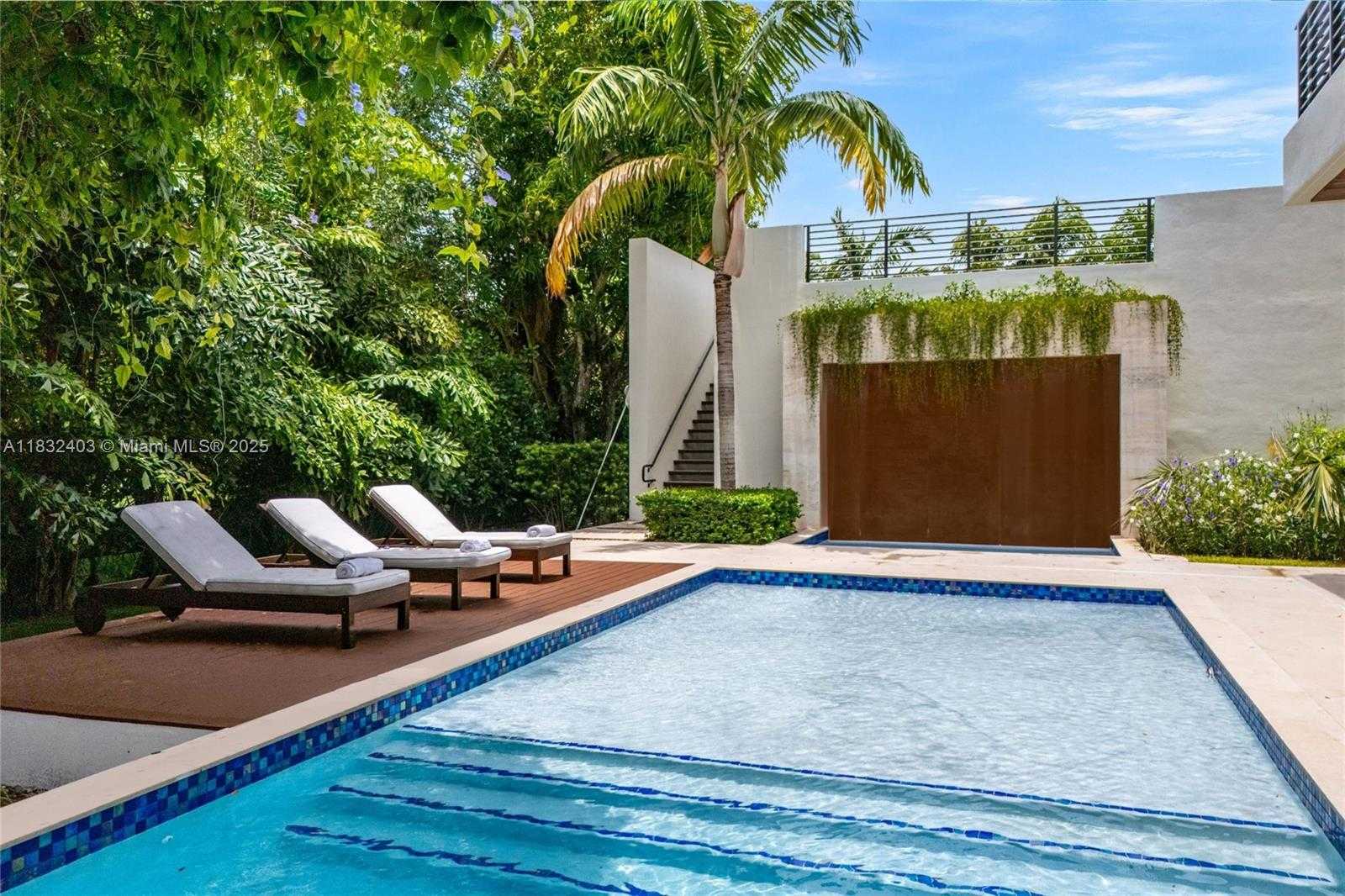 Small Image of 7610 SOUTH WEST 48TH CT, Miami Number 30
