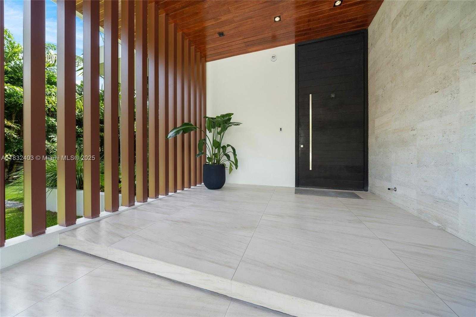 Small Image of 7610 SOUTH WEST 48TH CT, Miami Number 7