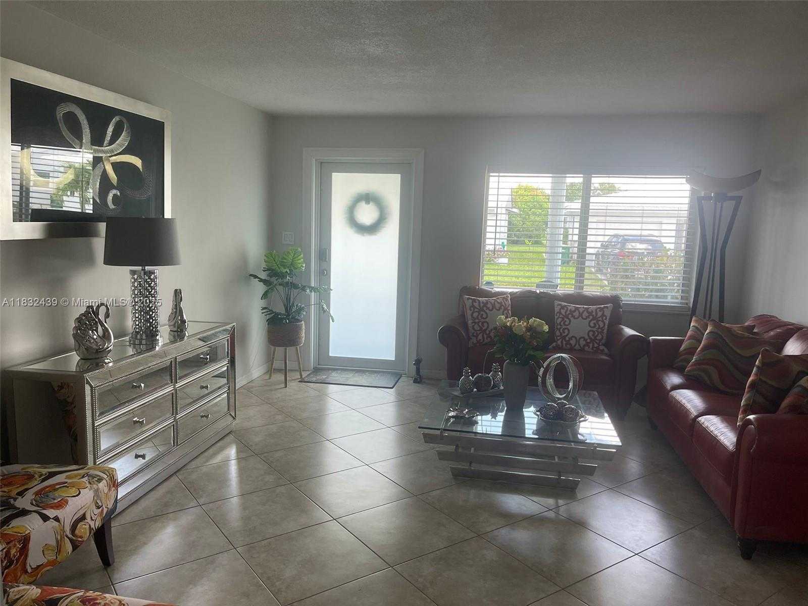 Small Image of 8312 NORTH WEST 59TH ST, Tamarac Number 3