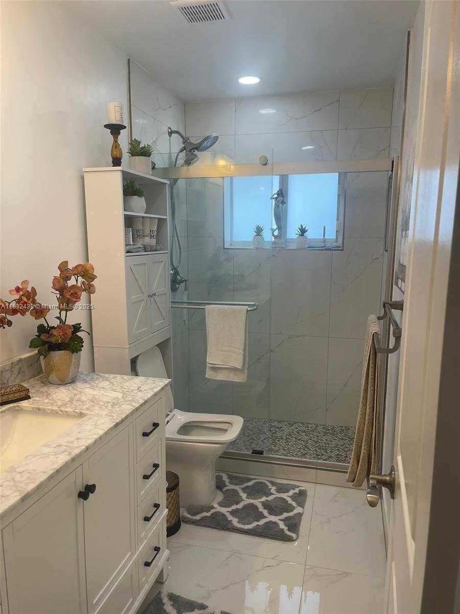 Small Image of 8312 NORTH WEST 59TH ST, Tamarac Number 8