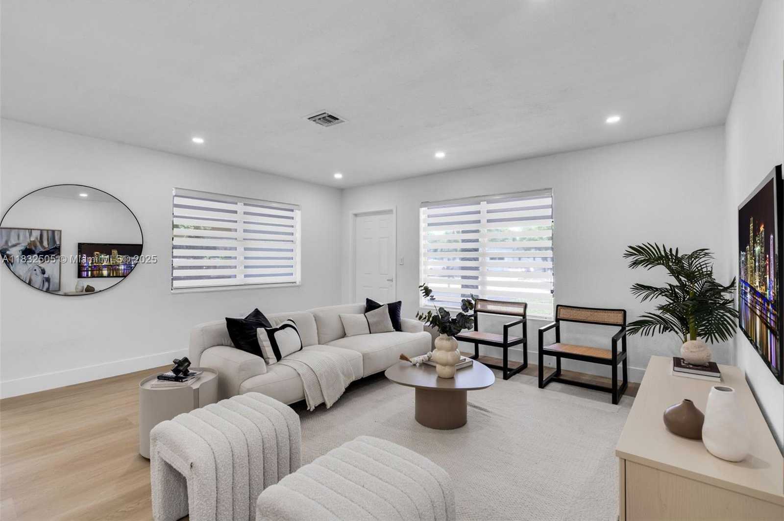 Small Image of 515 NORTH WEST 30TH TER, Fort Lauderdale Number 4