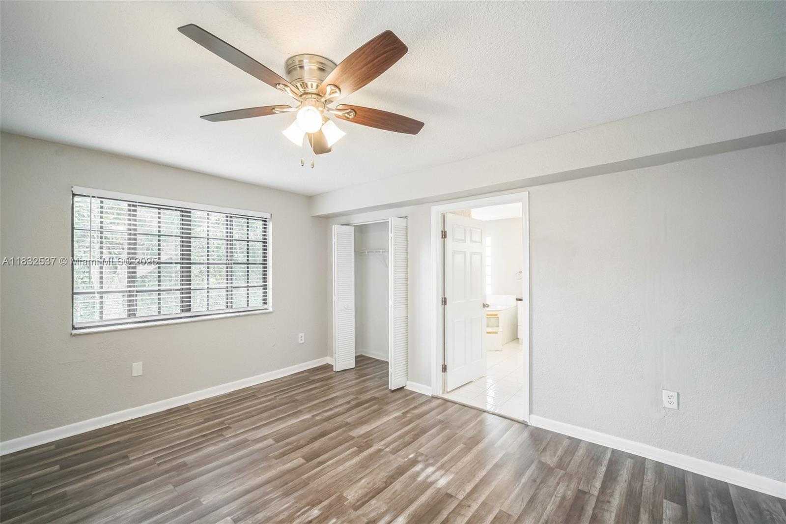 Small Image of 20155 SOUTH WEST 79TH CT, Cutler Bay Number 11