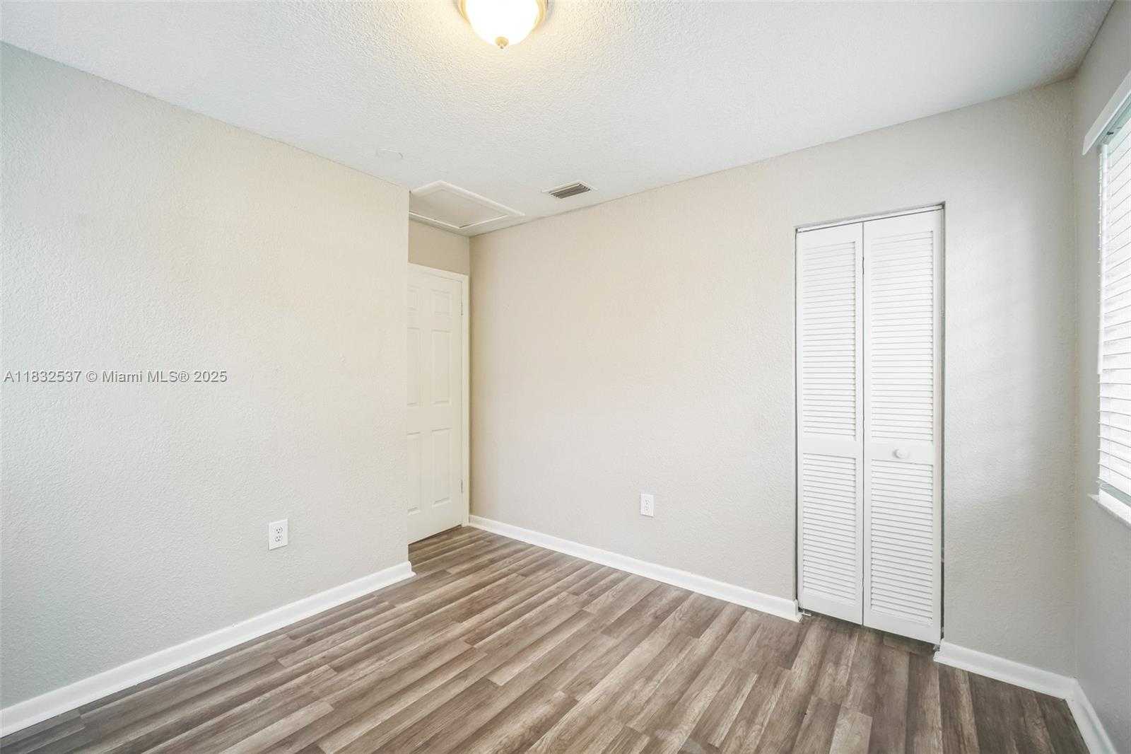 Small Image of 20155 SOUTH WEST 79TH CT, Cutler Bay Number 12