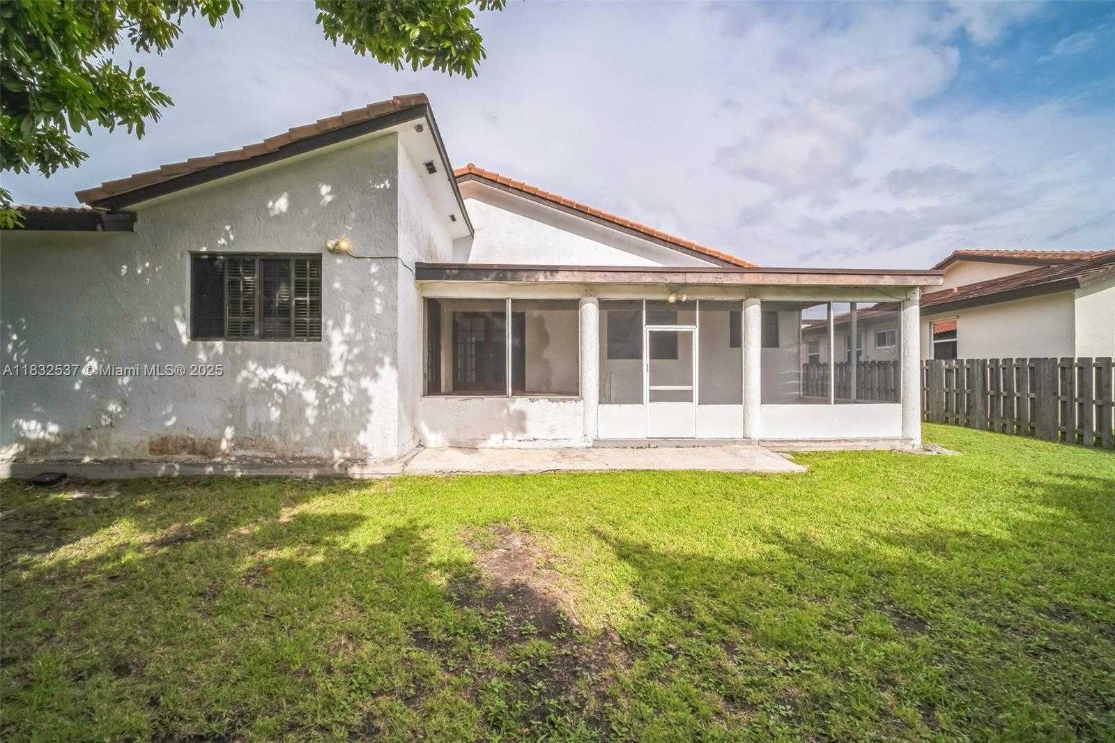 Small Image of 20155 SOUTH WEST 79TH CT, Cutler Bay Number 27