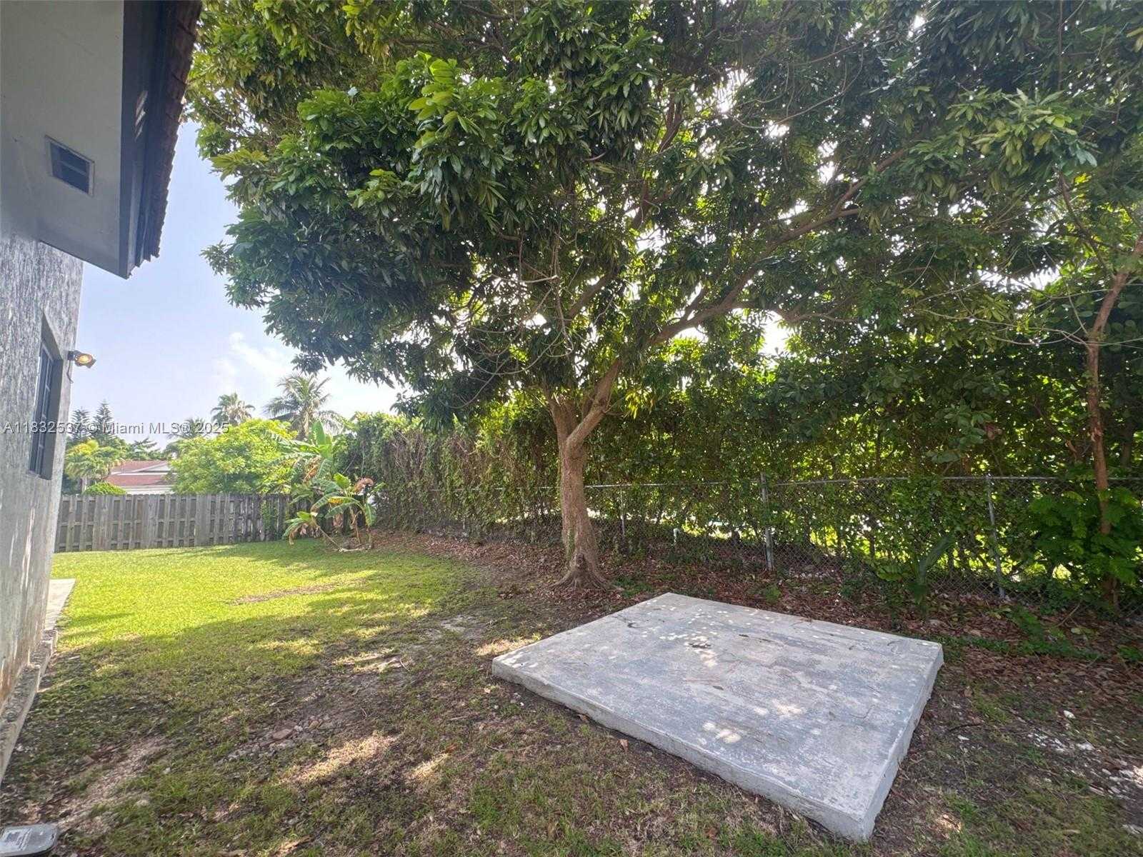 Small Image of 20155 SOUTH WEST 79TH CT, Cutler Bay Number 34