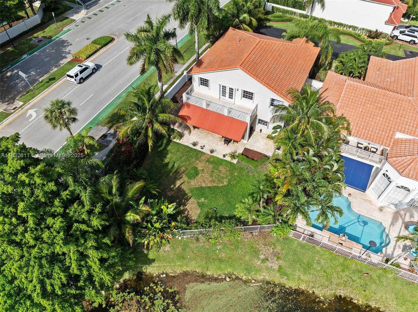 Small Image of 5194 NORTH WEST 106TH AVE, Doral Number 48